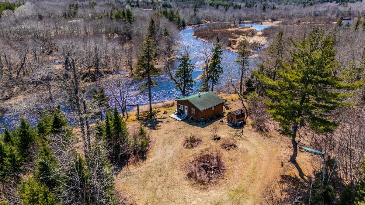 $169,900.00: 215 MacIntosh Road, Caledonia