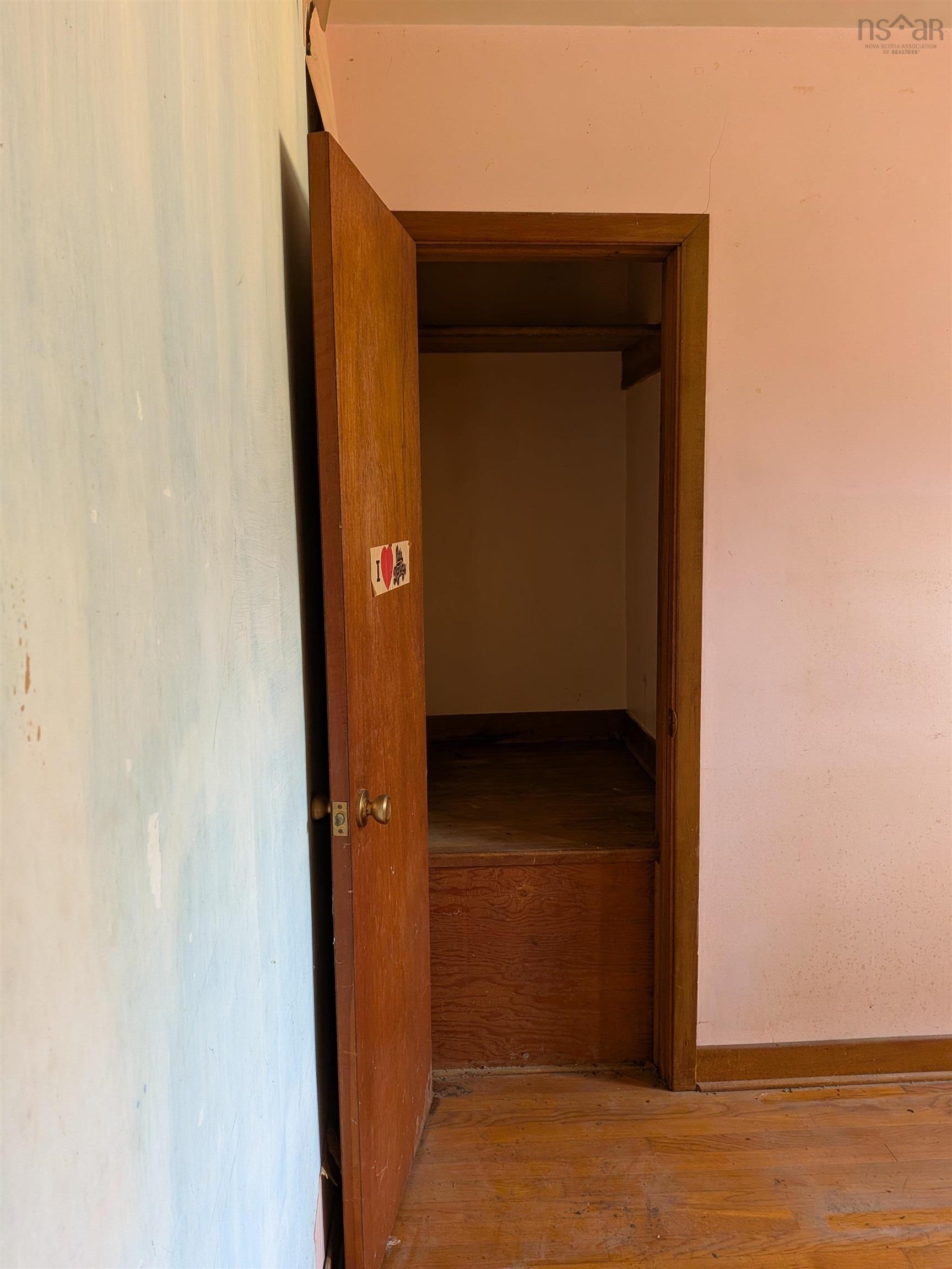 5 Raymond Drive, Lower Sackville, NS (MLS 202608100)