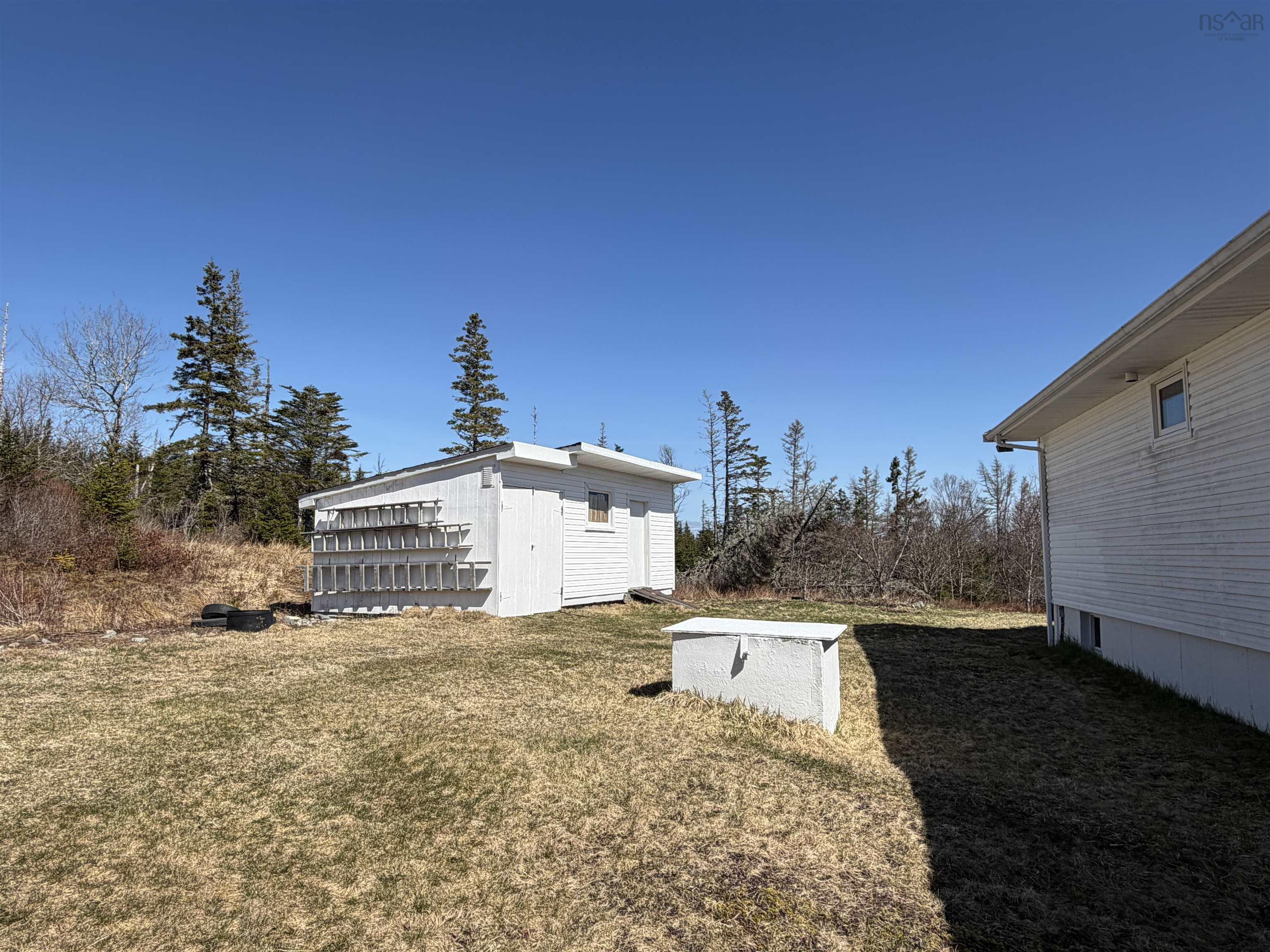 $279,900.00: 28019 Highway 7, Moosehead
