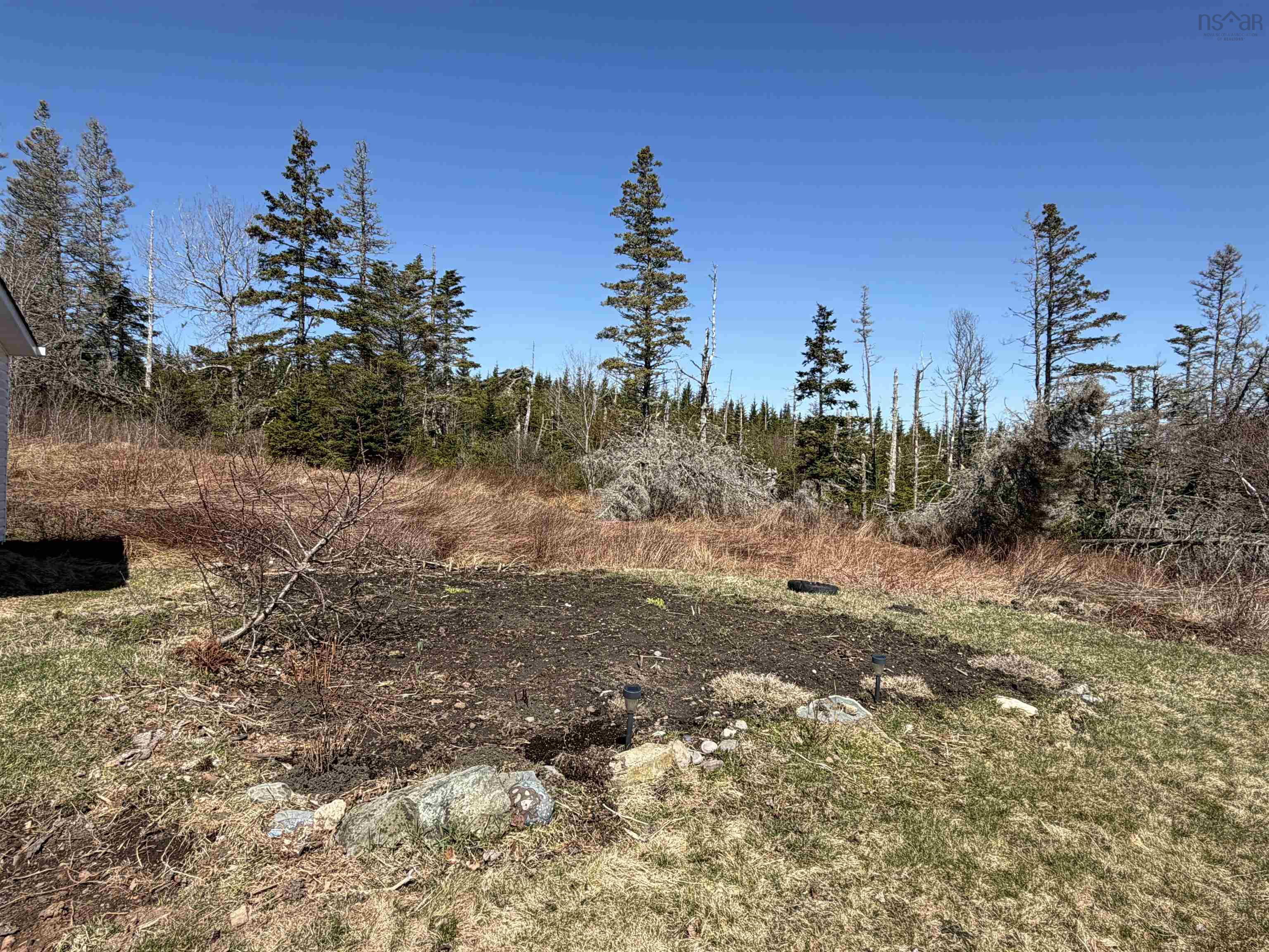 $279,900.00: 28019 Highway 7, Moosehead