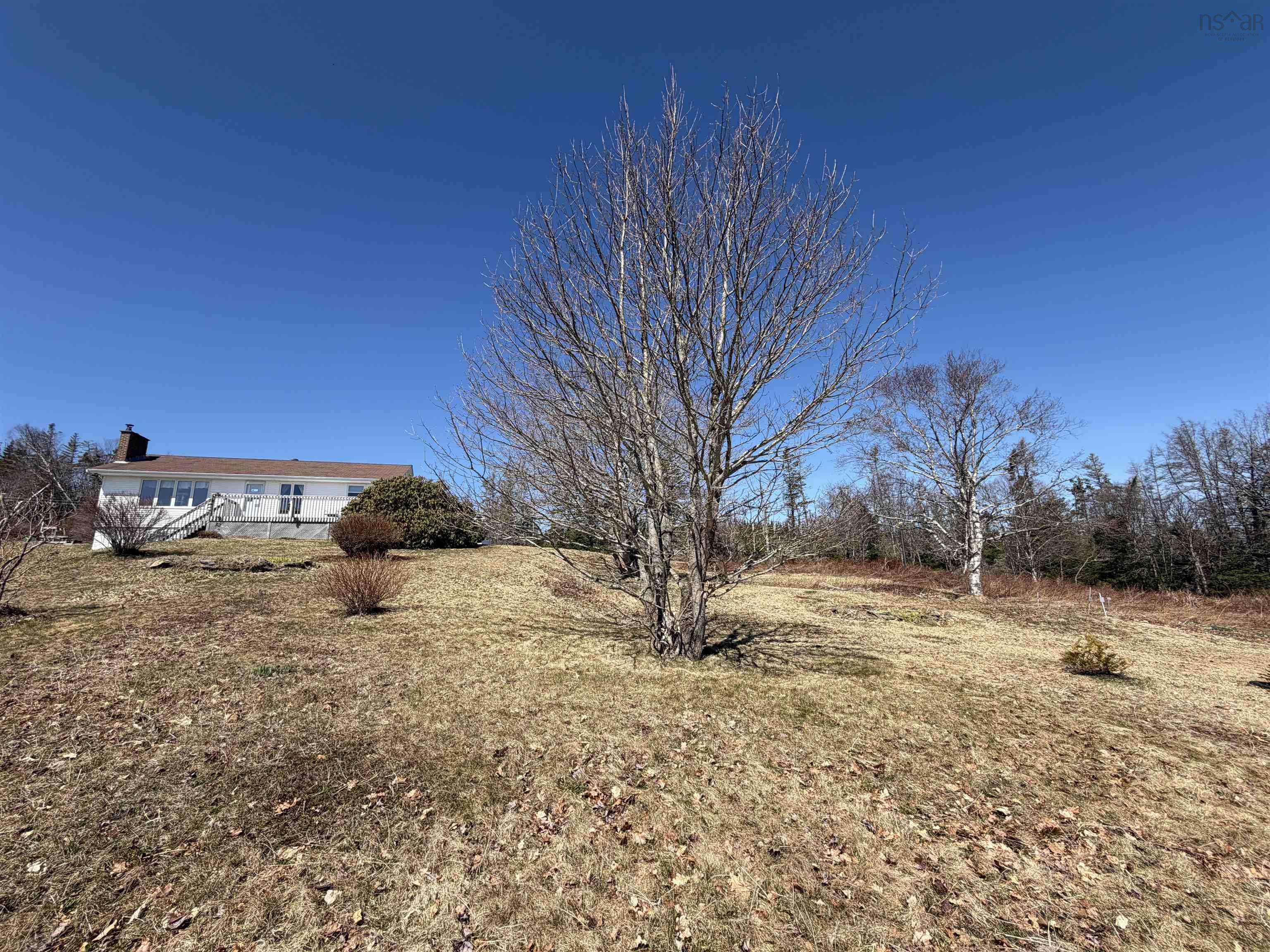 $279,900.00: 28019 Highway 7, Moosehead