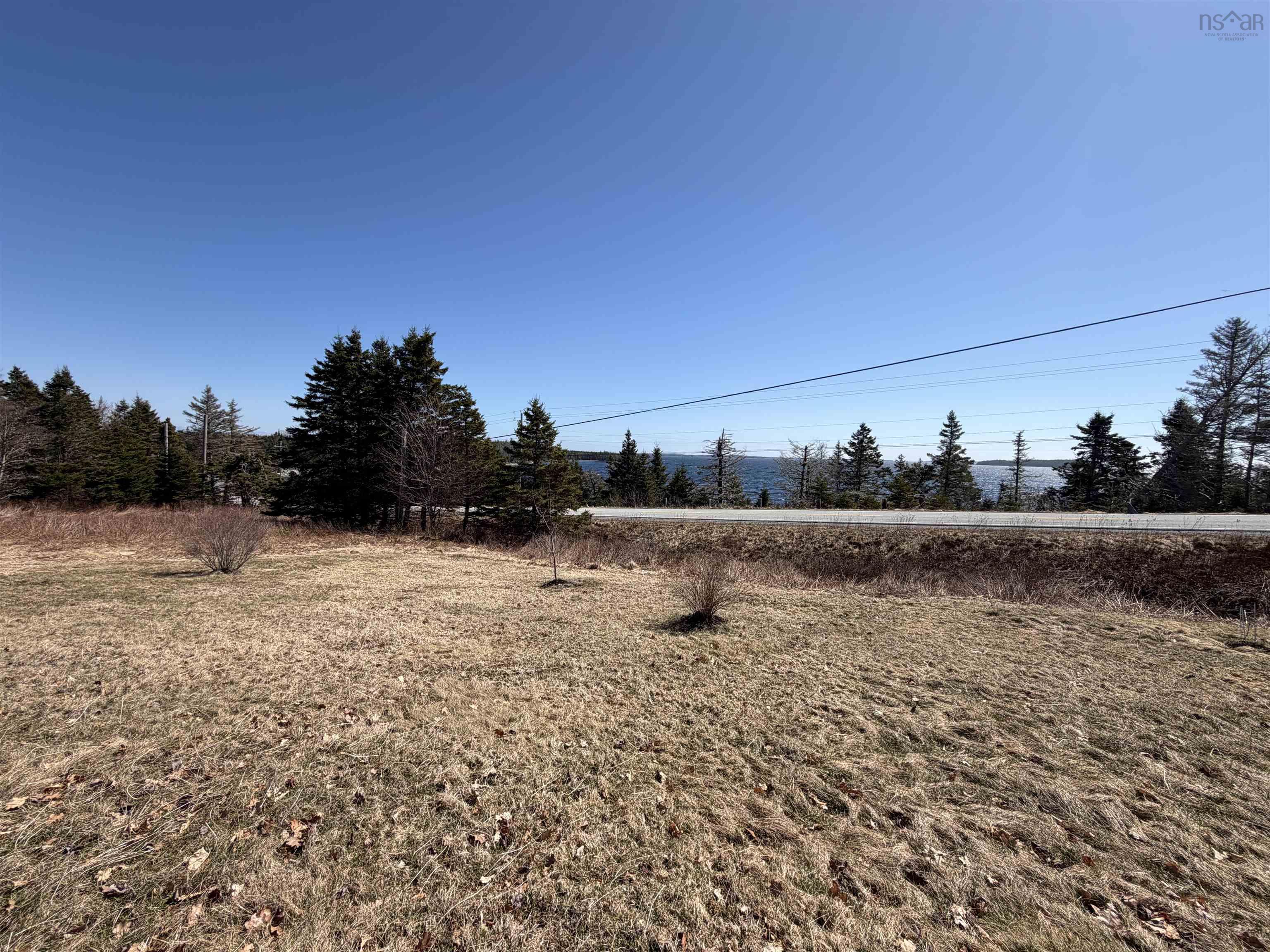 $279,900.00: 28019 Highway 7, Moosehead