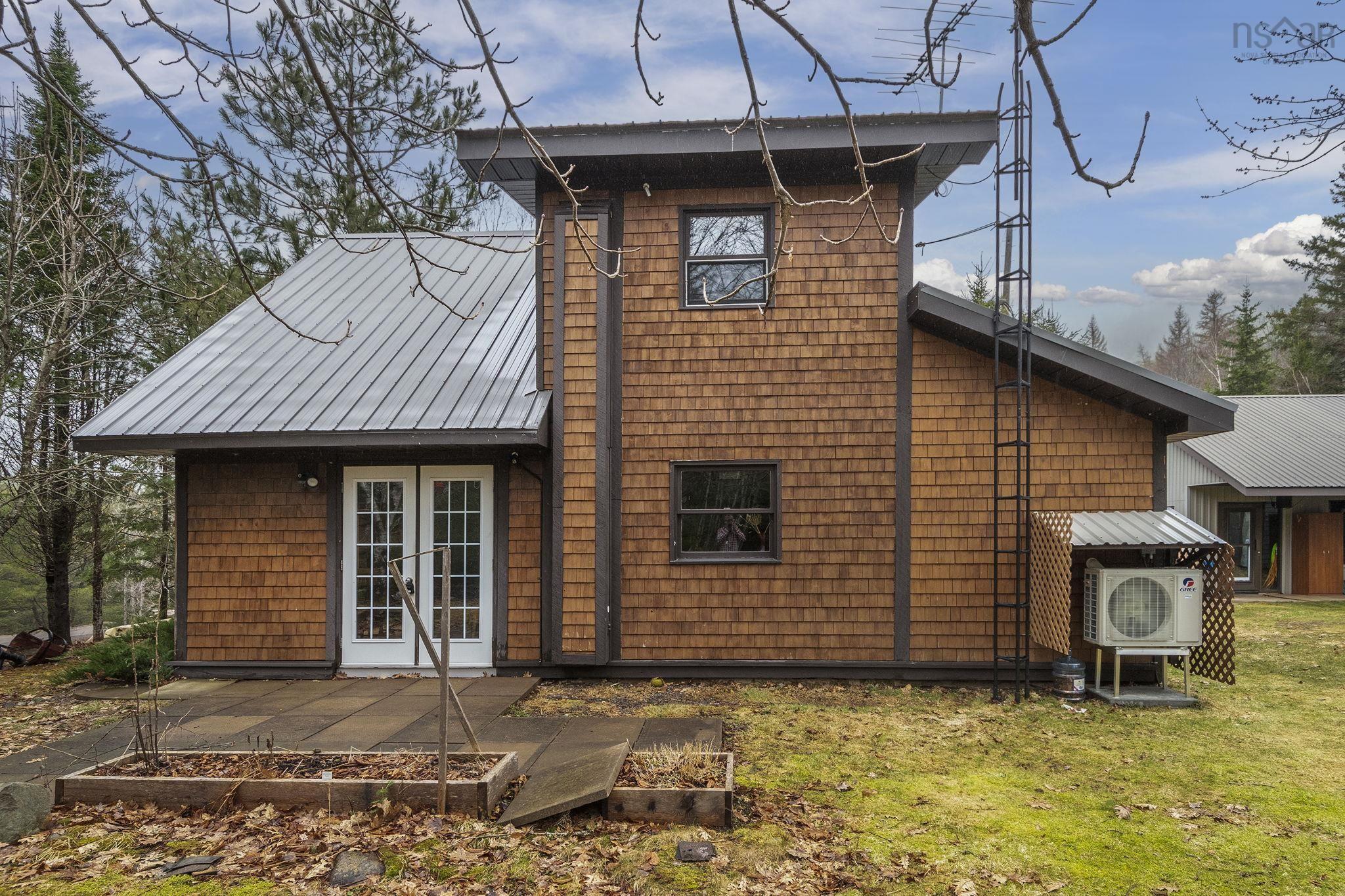 $334,900.00: 882 Warwick Mountain Road, Warwick Mountain