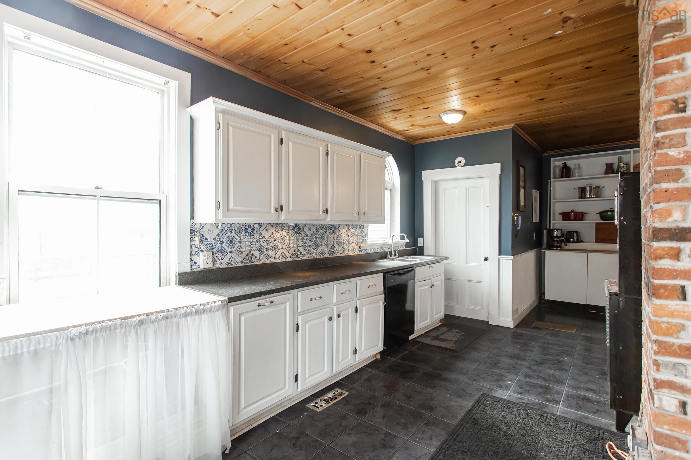 $609,000.00: 10419 Highway 1, Paradise