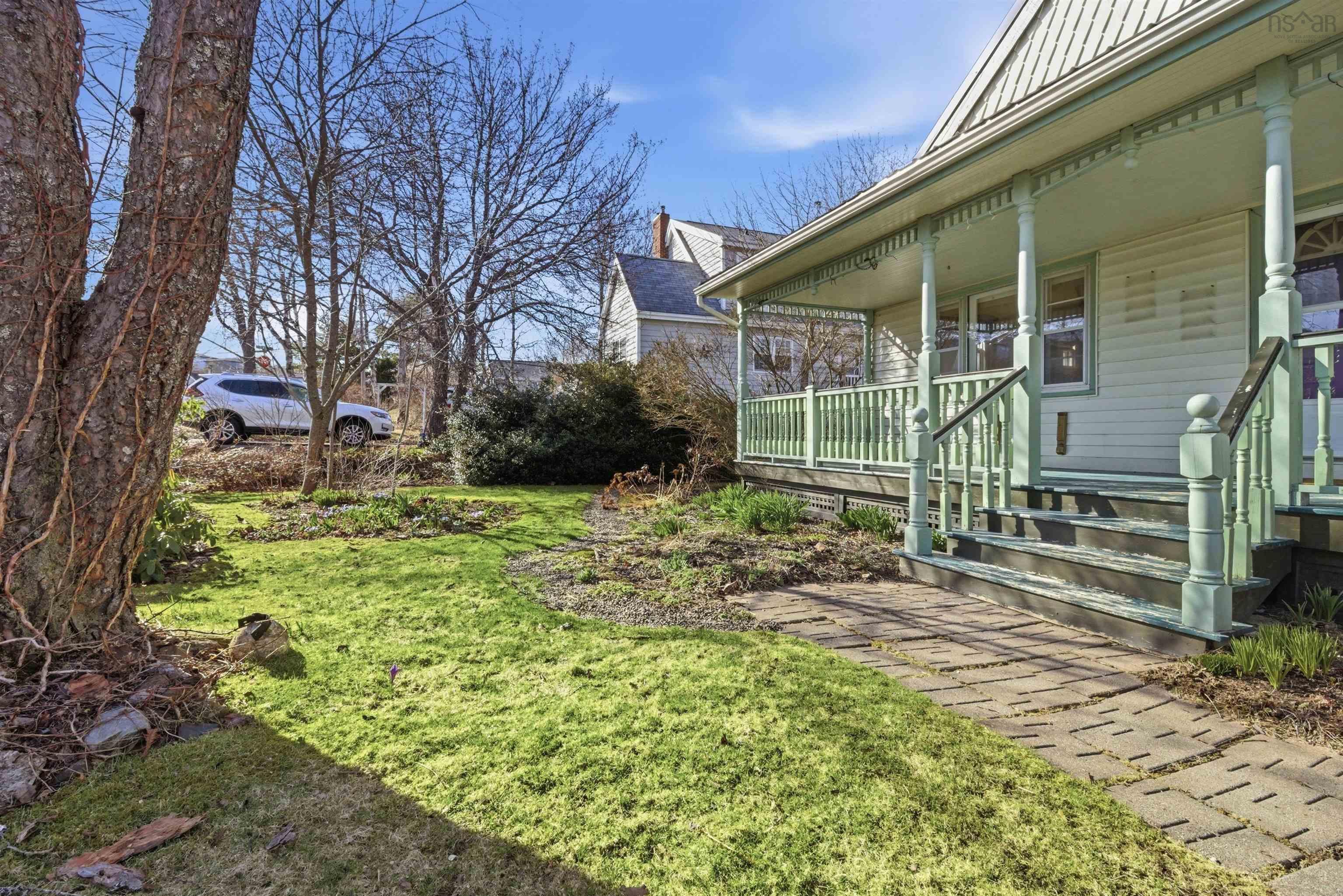 11 Maple Grove Avenue, Timberlea, NS (MLS 202608118)