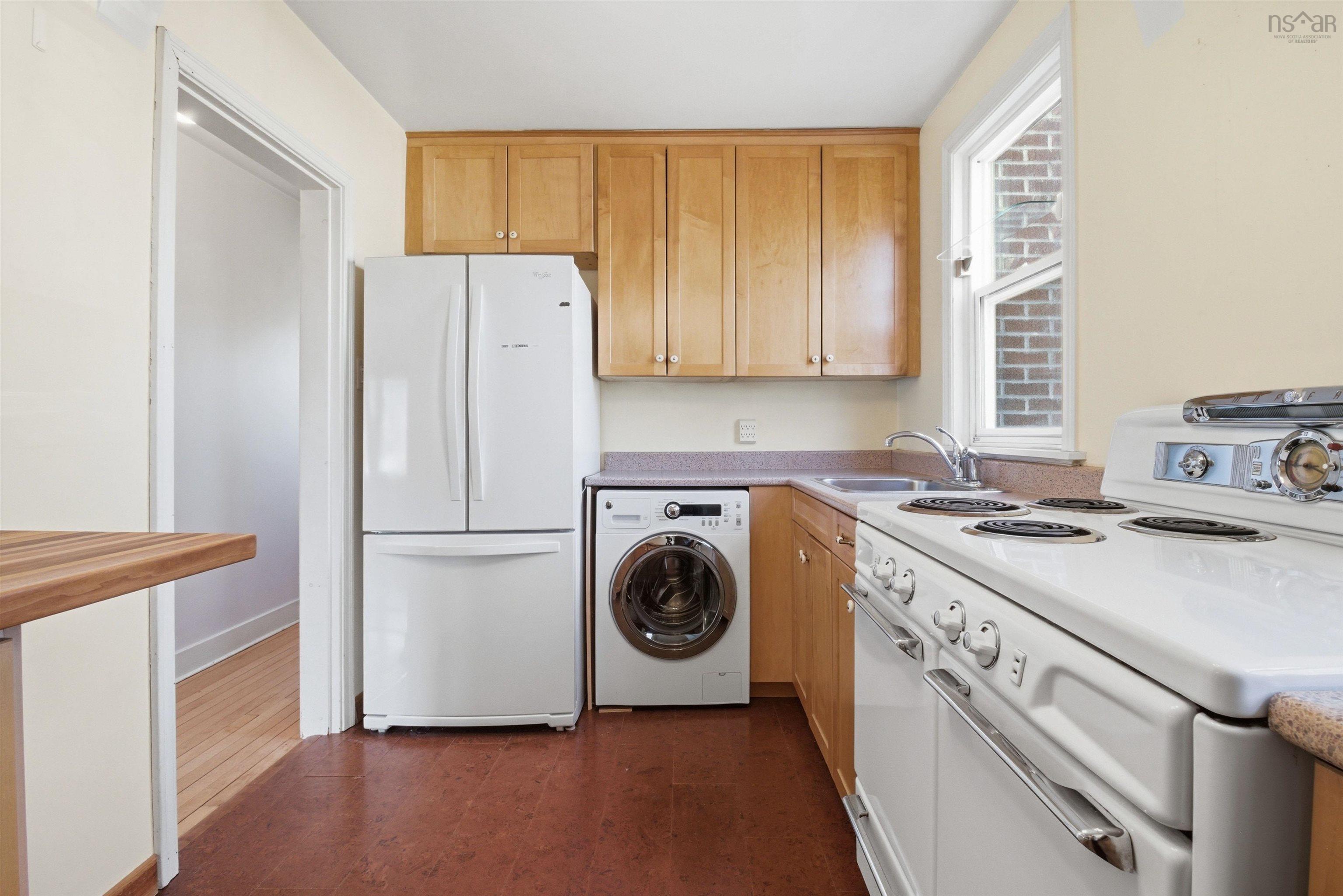 11 Maple Grove Avenue, Timberlea, NS (MLS 202608118)