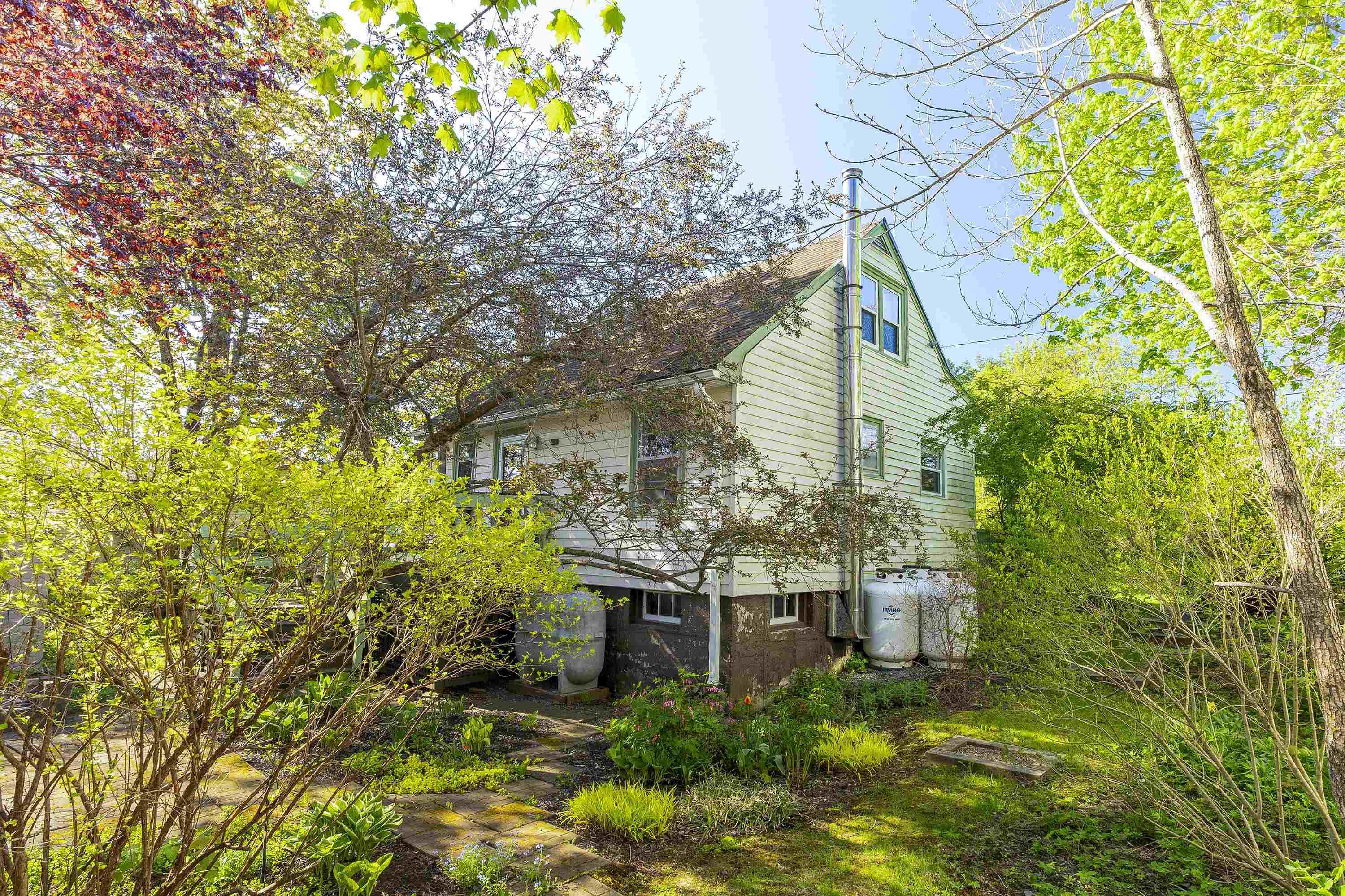11 Maple Grove Avenue, Timberlea, NS (MLS 202608118)