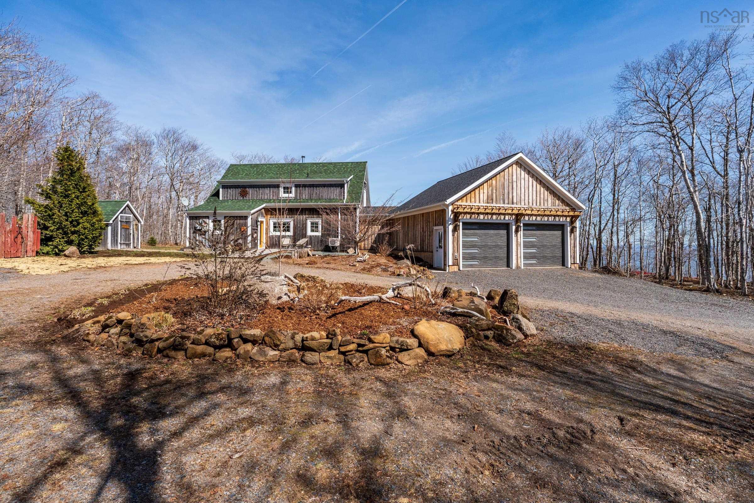 $899,900.00: 4004 Highway 358, South Scots Bay