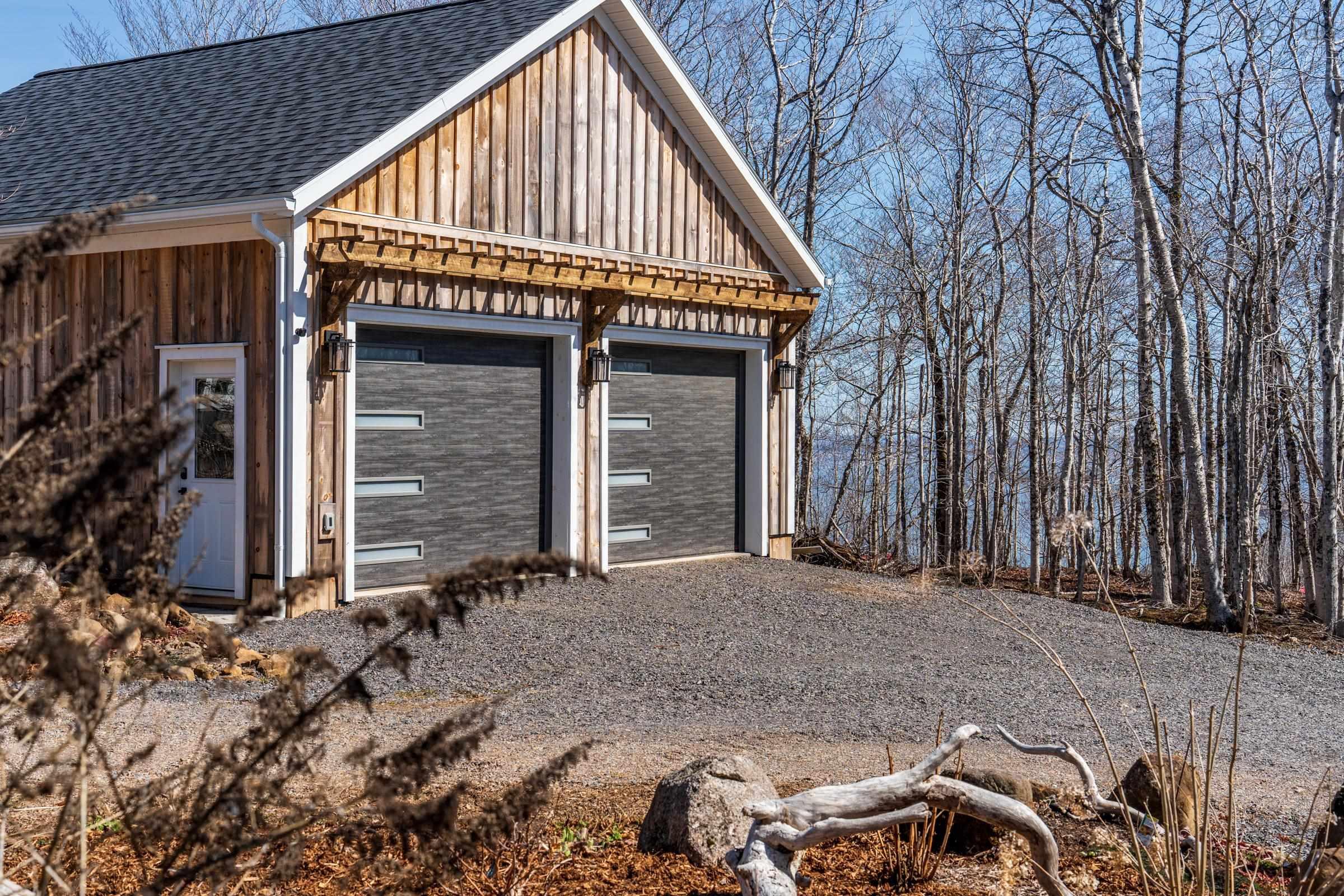 $899,900.00: 4004 Highway 358, South Scots Bay