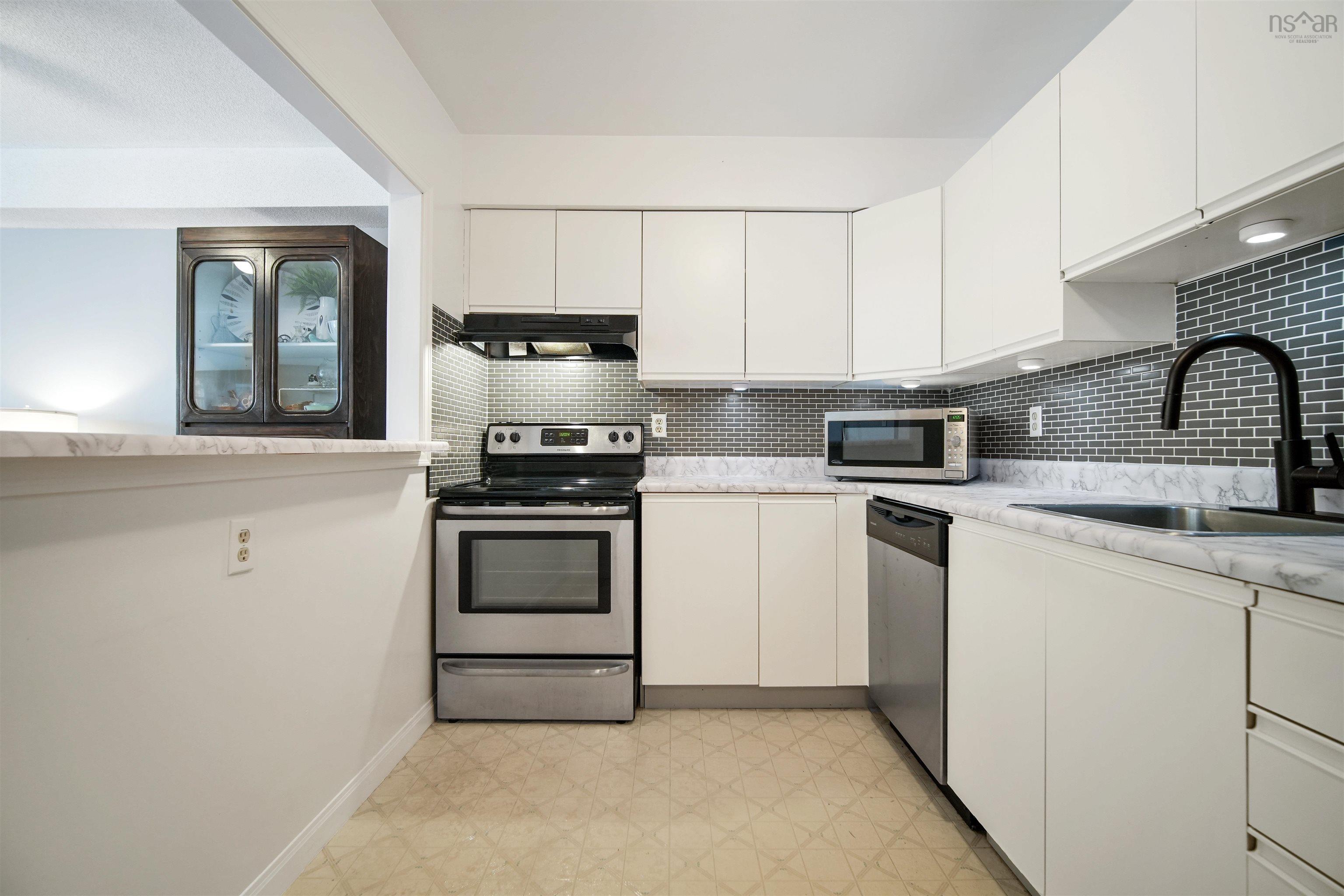 304 31 River Lane, Bedford, NS (MLS 202608136)