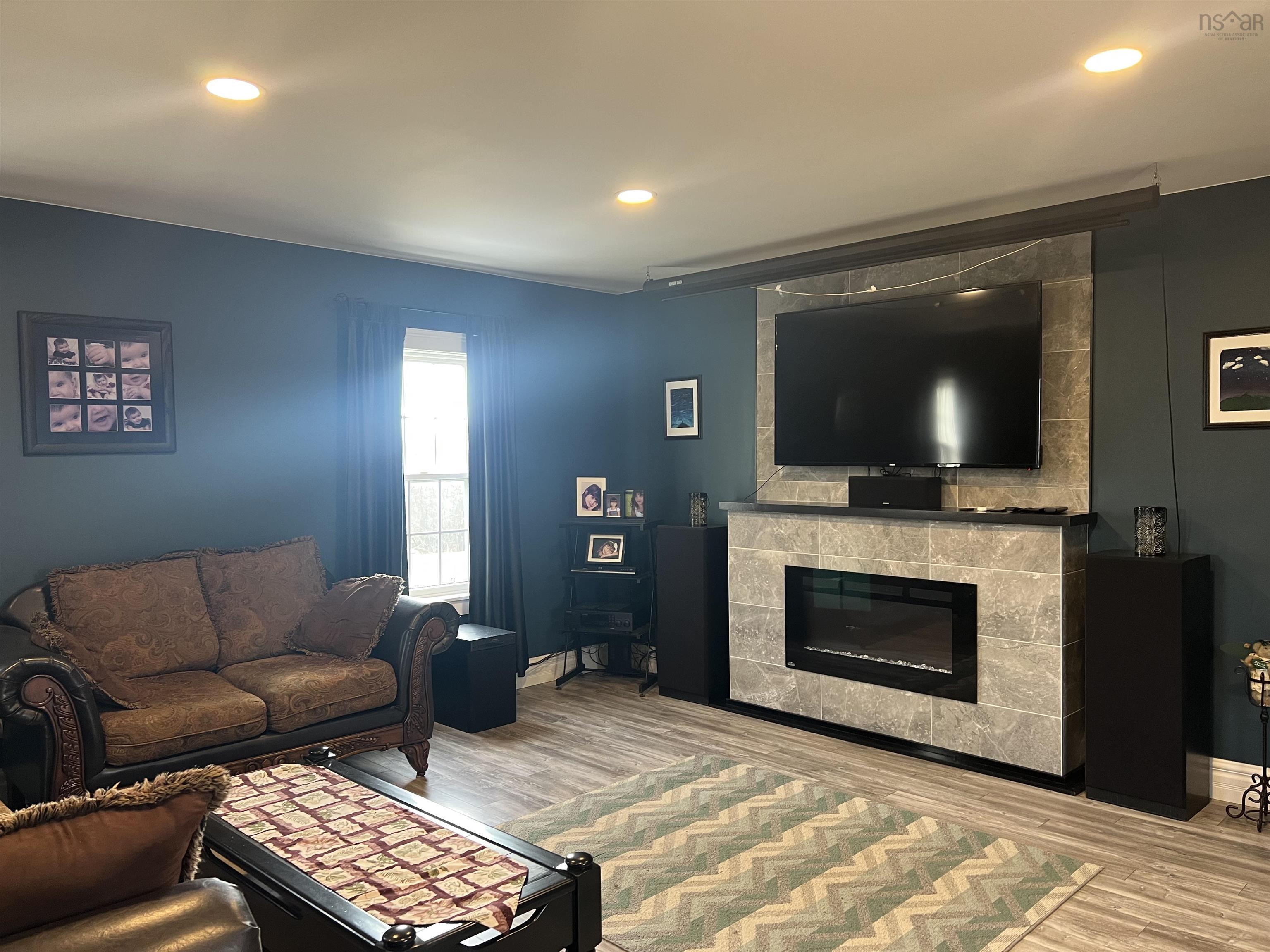 $450,000.00: 38 Rustic Drive, Crowes Mills