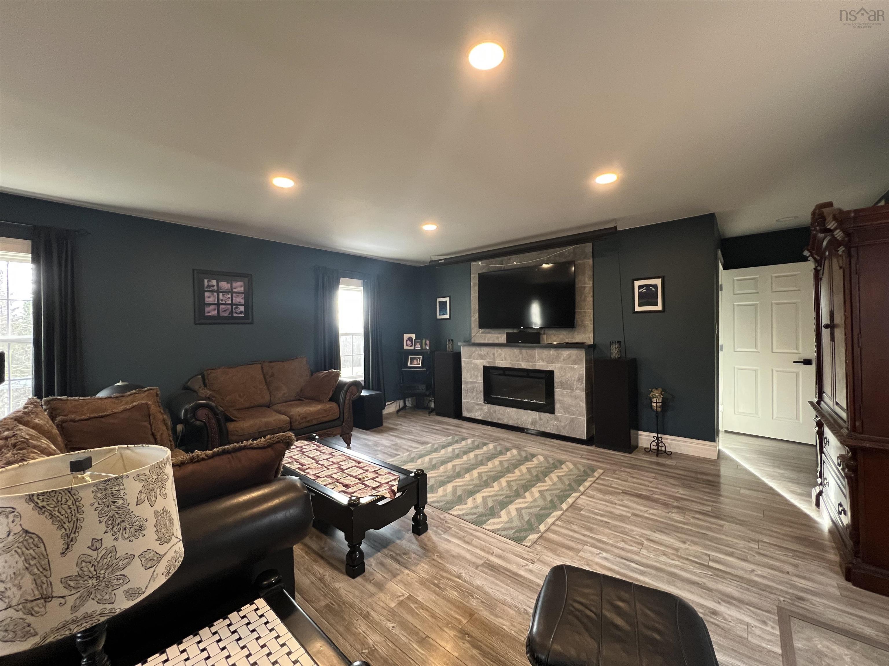 $450,000.00: 38 Rustic Drive, Crowes Mills