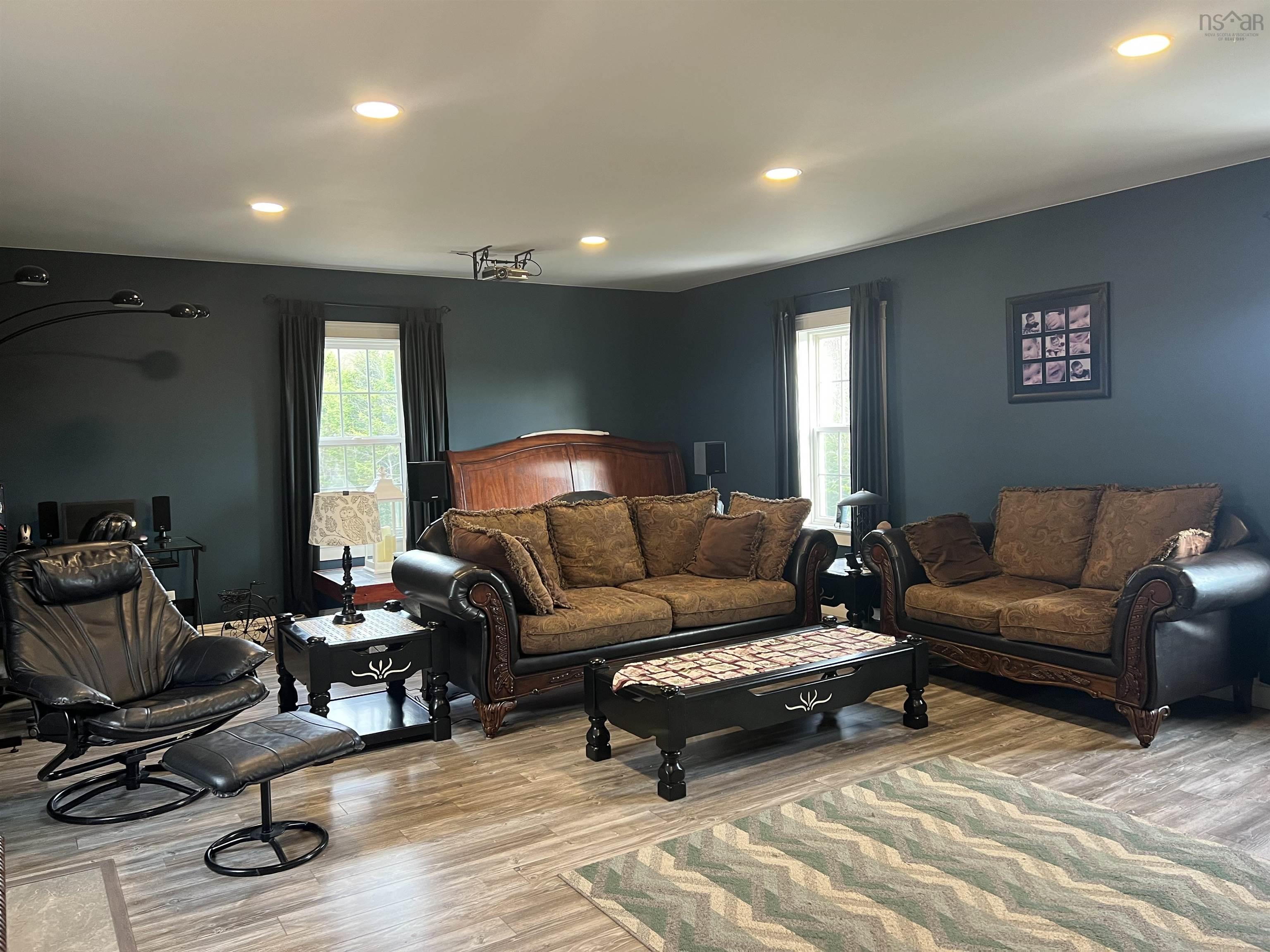$450,000.00: 38 Rustic Drive, Crowes Mills