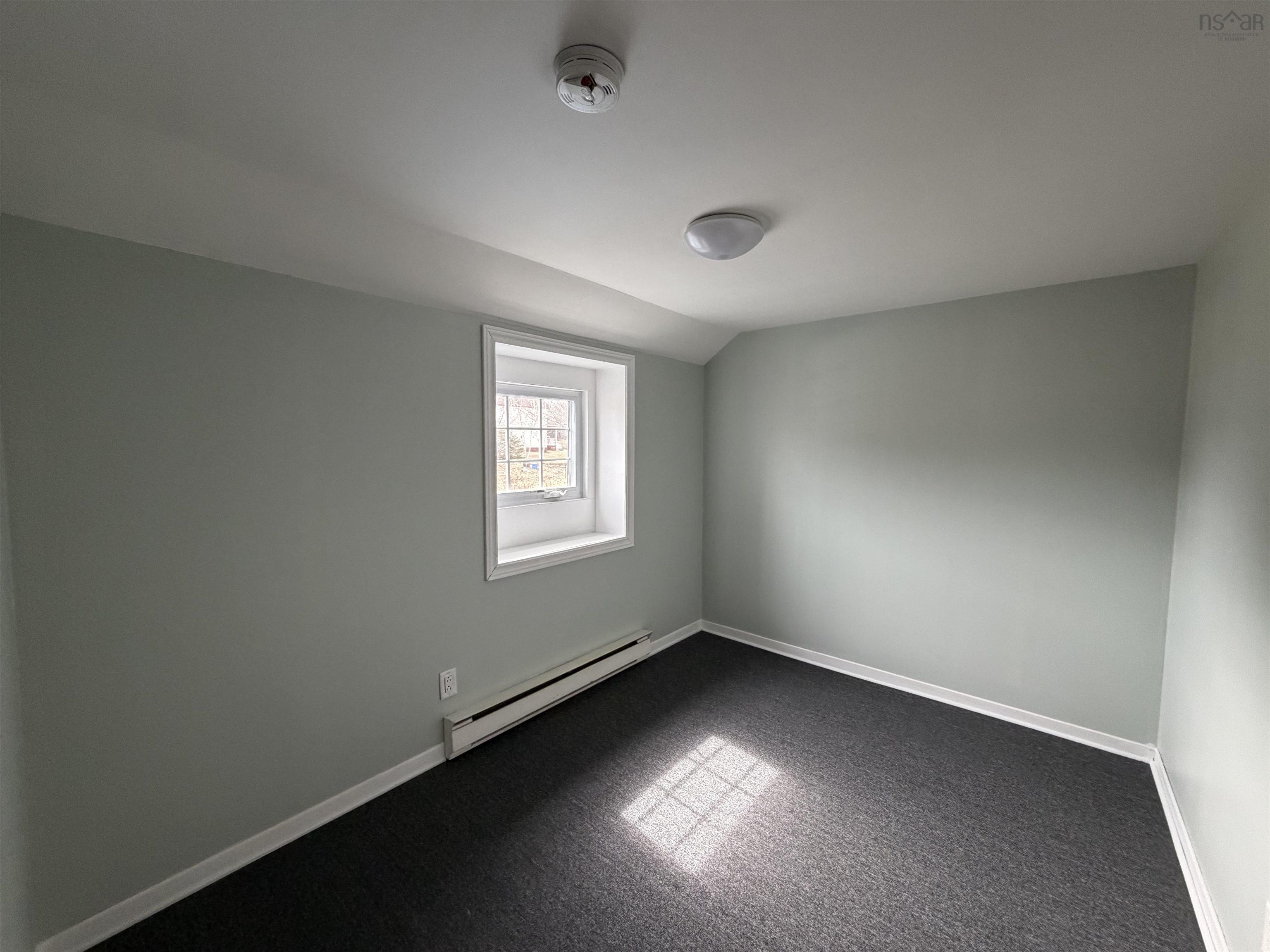$84,900.00: 587 Main Street, Sydney Mines