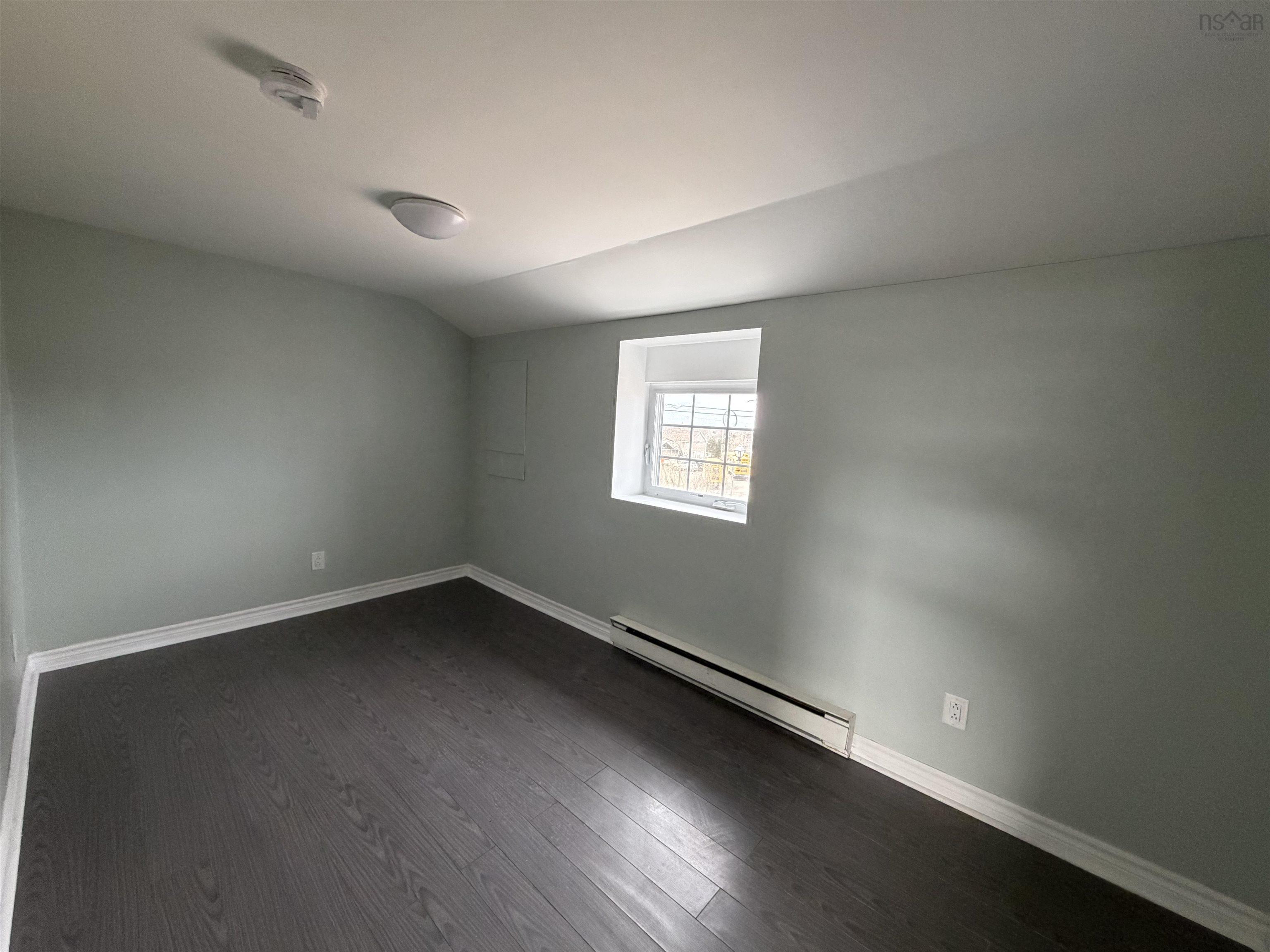 $84,900.00: 587 Main Street, Sydney Mines