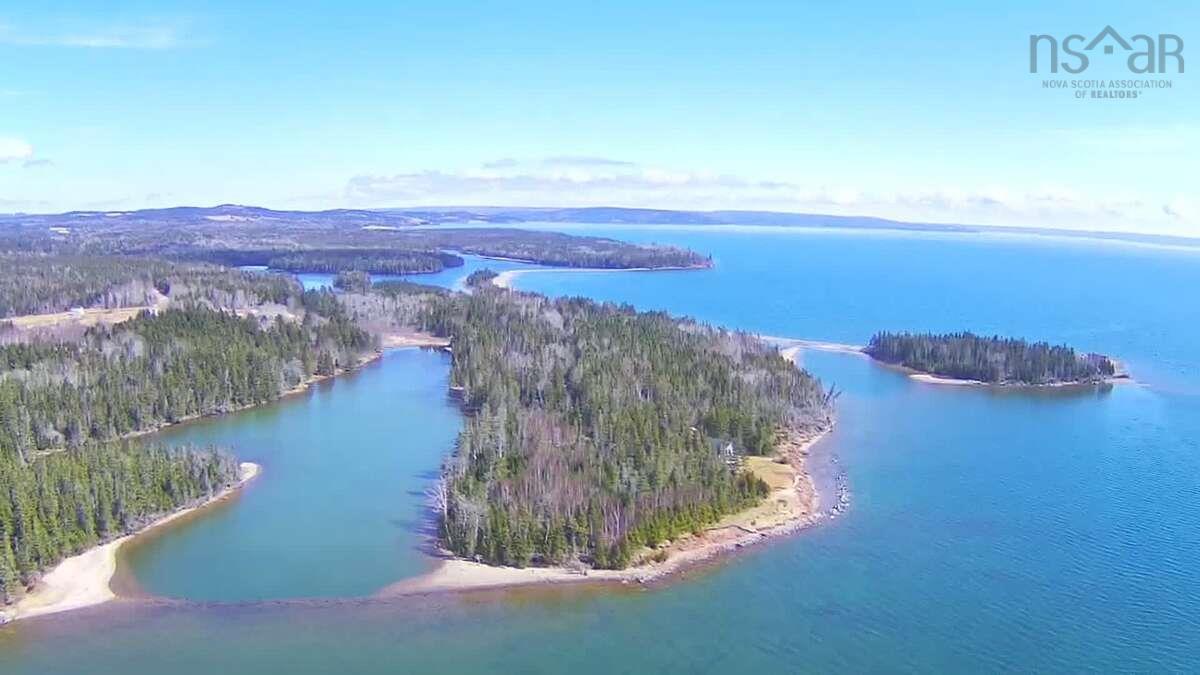 $639,000.00: 56 Johnny Ben