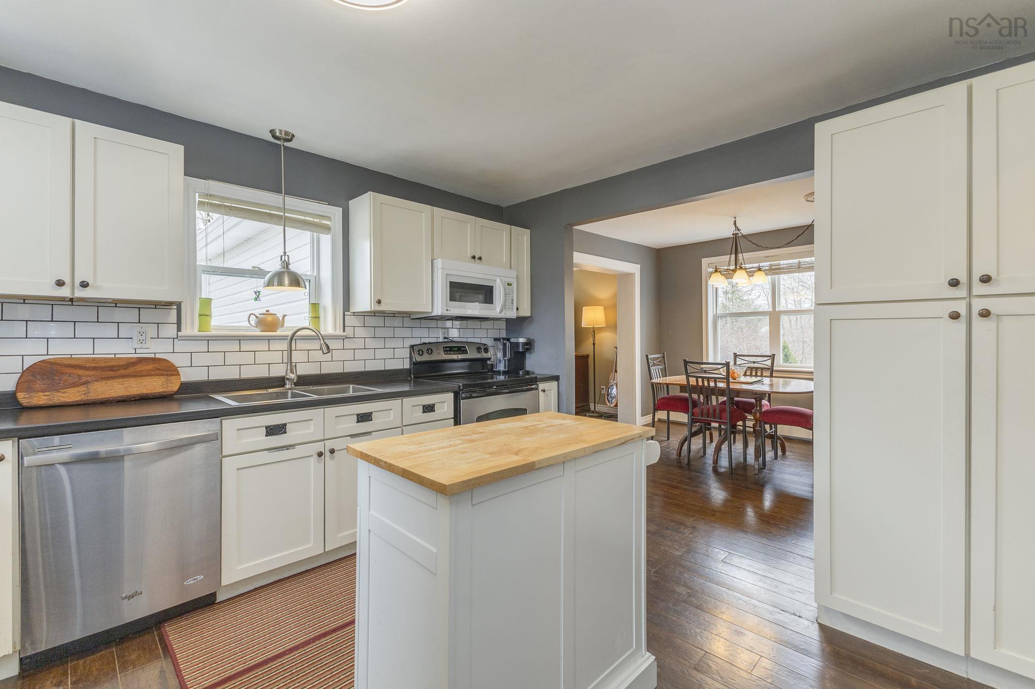 $337,500.00: 1946 West Street, Westville