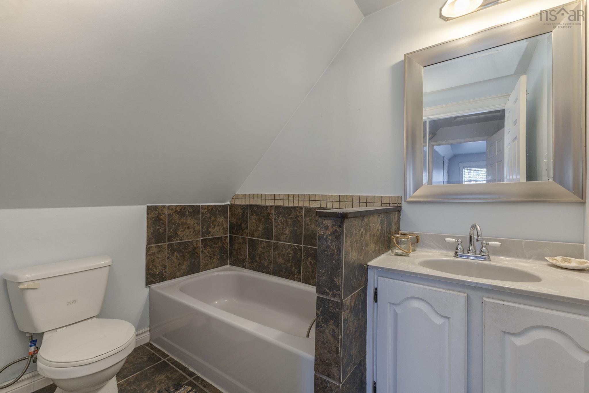 $337,500.00: 1946 West Street, Westville