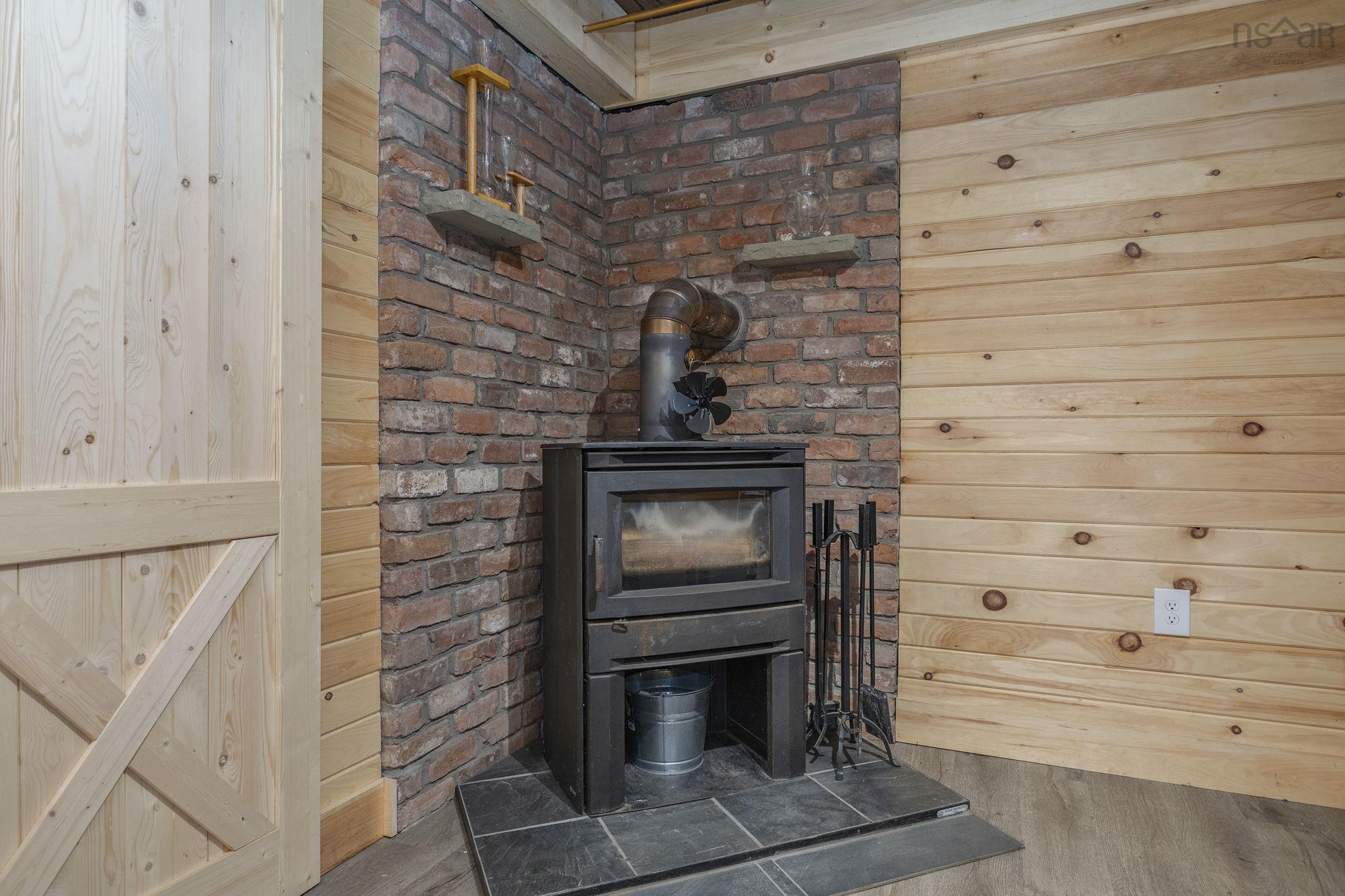 $337,500.00: 1946 West Street, Westville