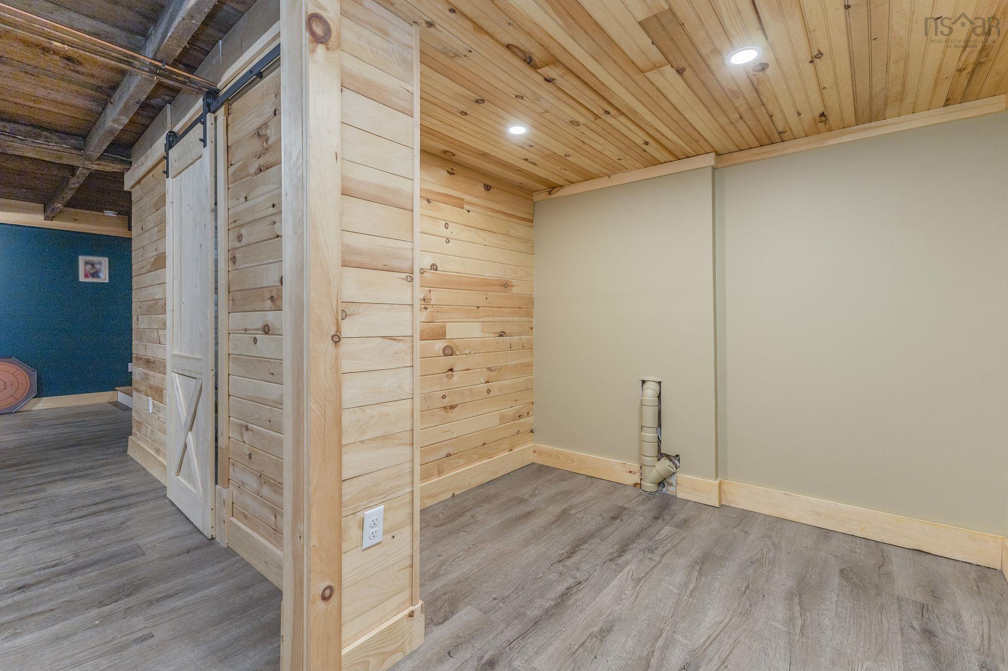 $337,500.00: 1946 West Street, Westville