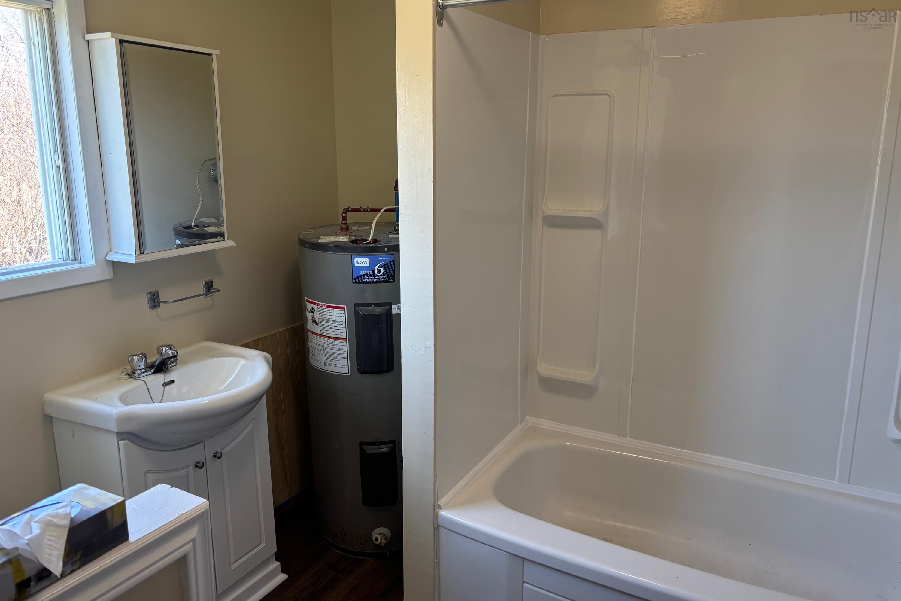 $84,900.00: 71 Pit Road, Joggins