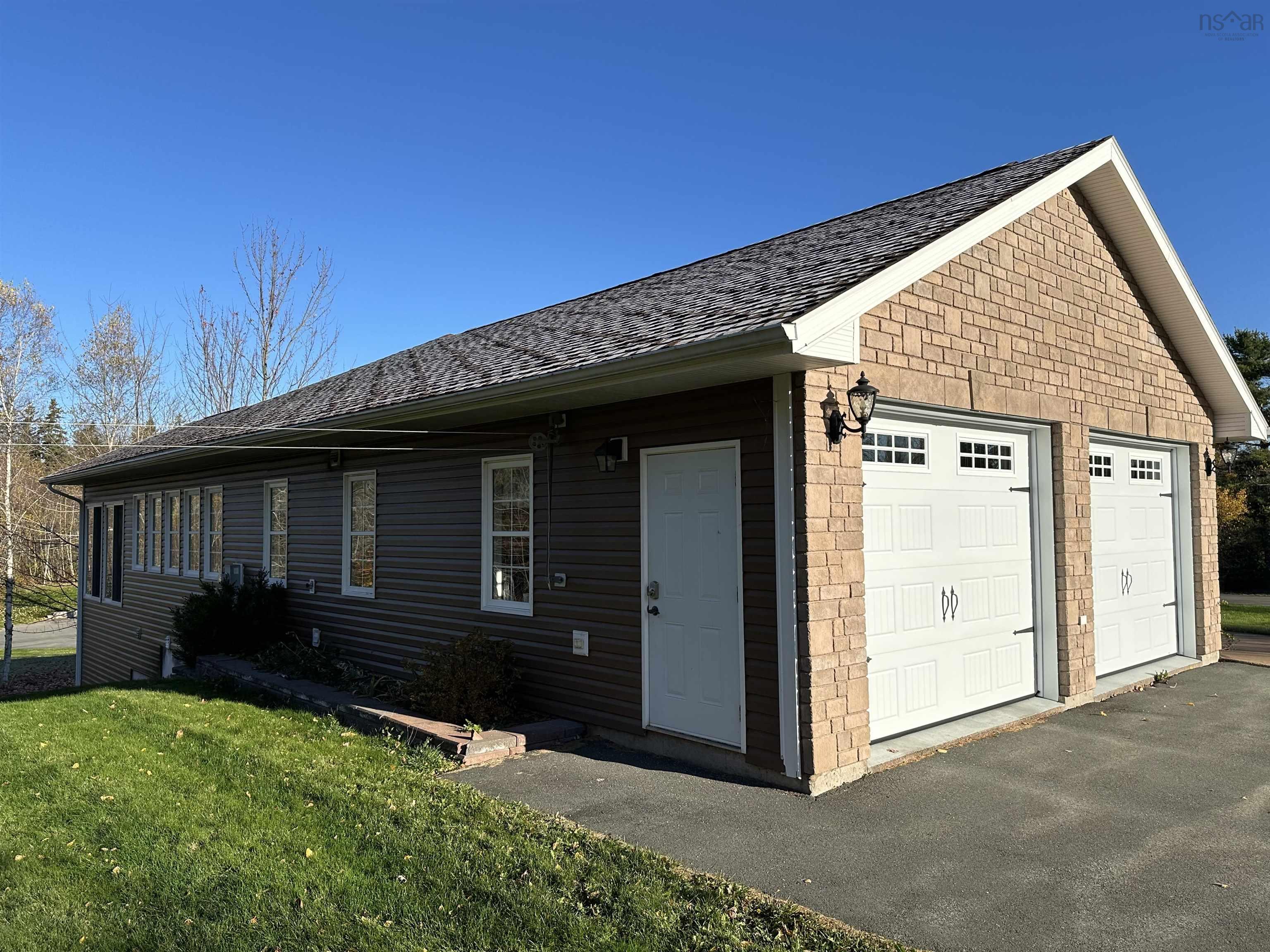 $849,000.00: 1621 MacLellans Brook Road, Greenwood