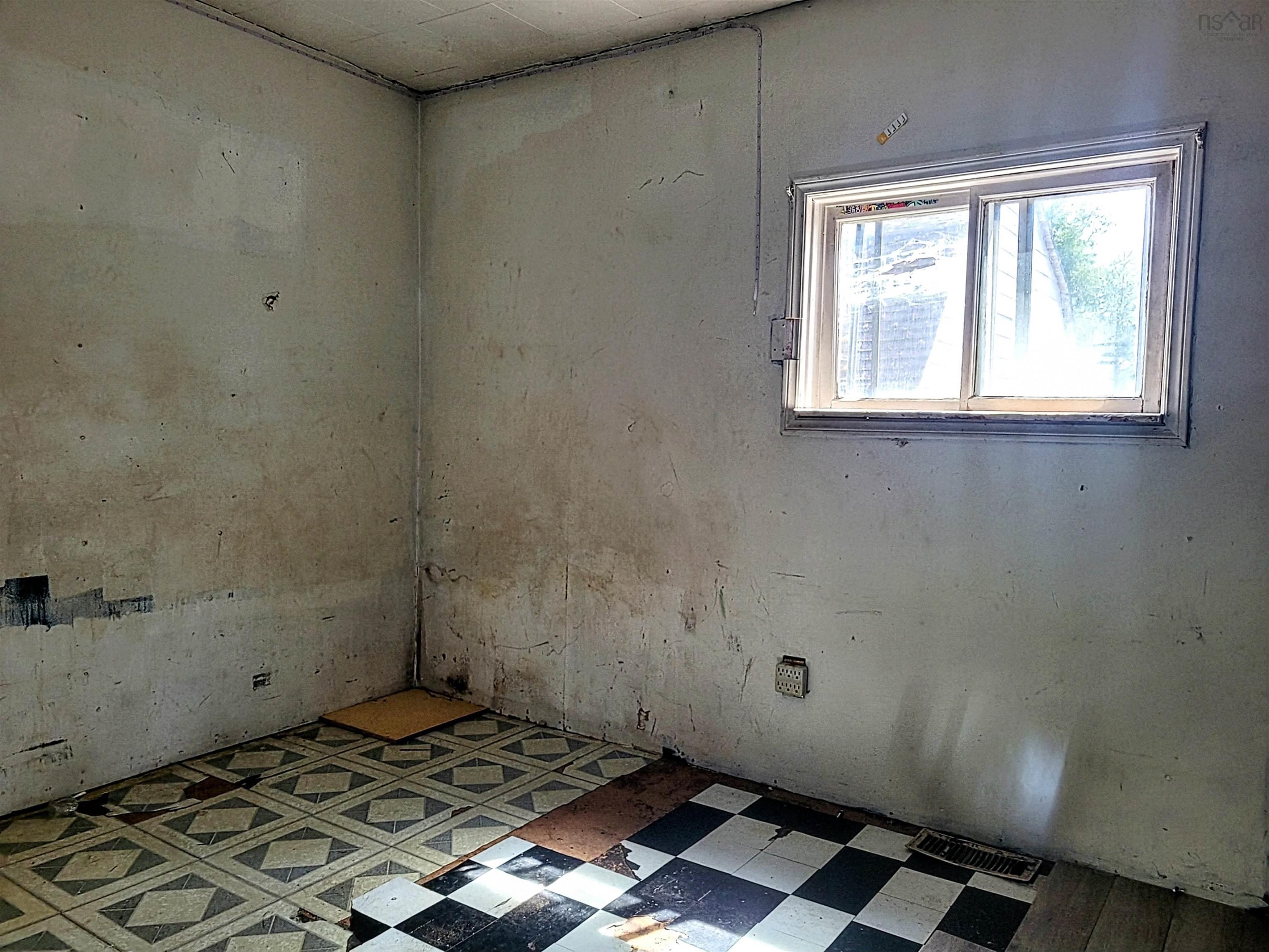 $99,900.00: 4556 Canaan Road, Southampton