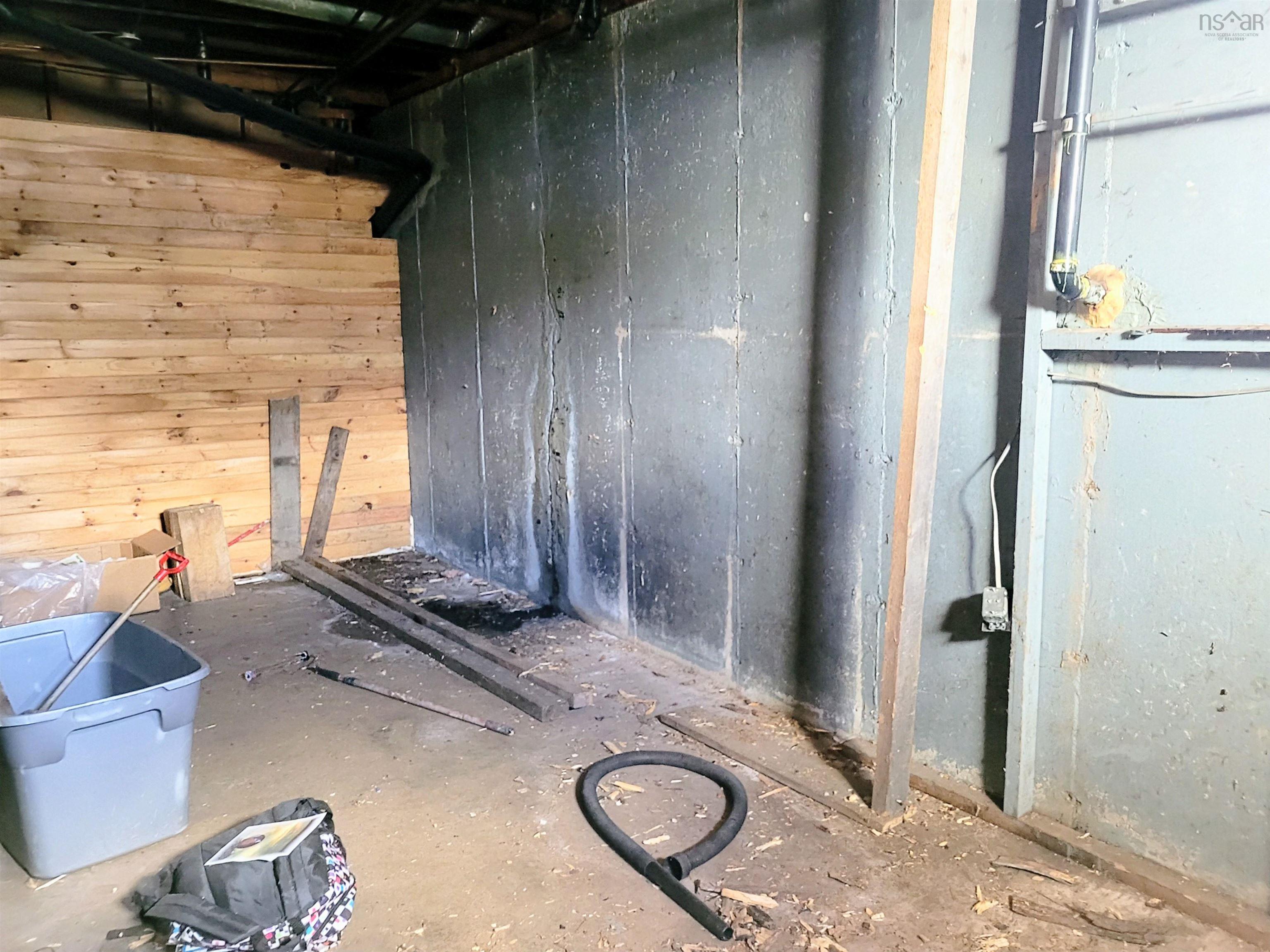 $99,900.00: 4556 Canaan Road, Southampton