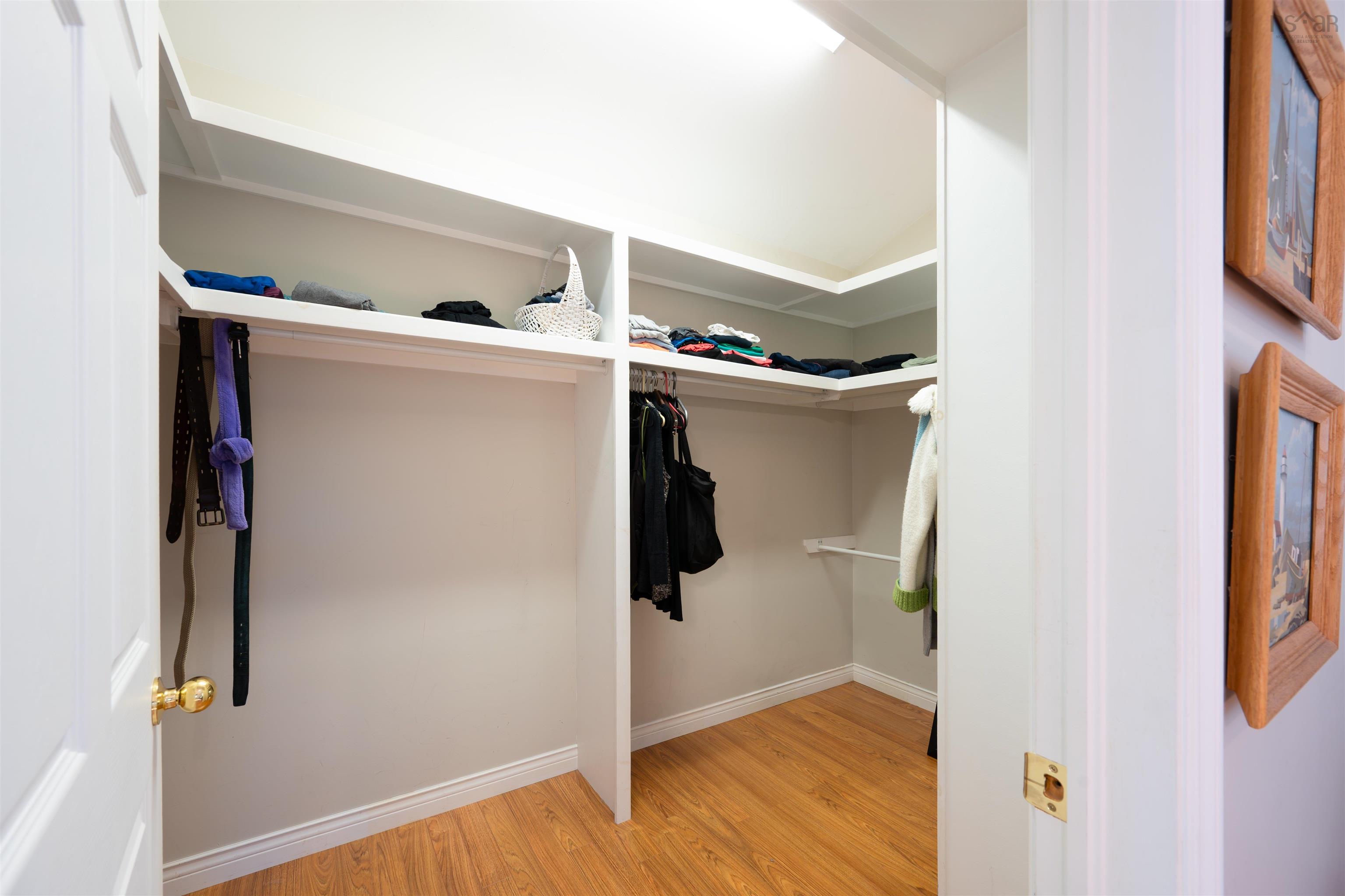 $674,900.00: 23 Juniper Lane, Upper Lakeville