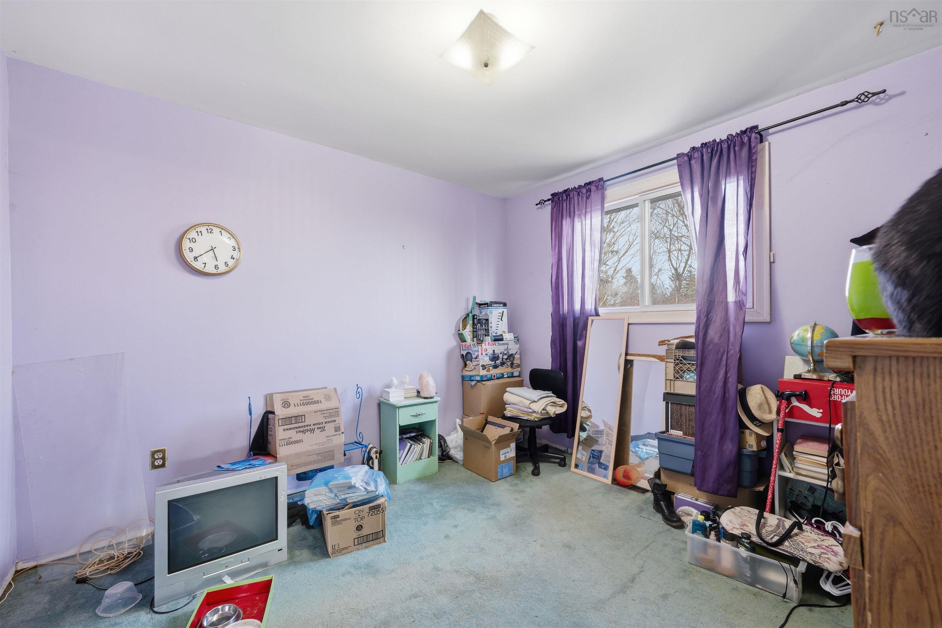 $350,000.00: 22 Brompton Road, Dartmouth