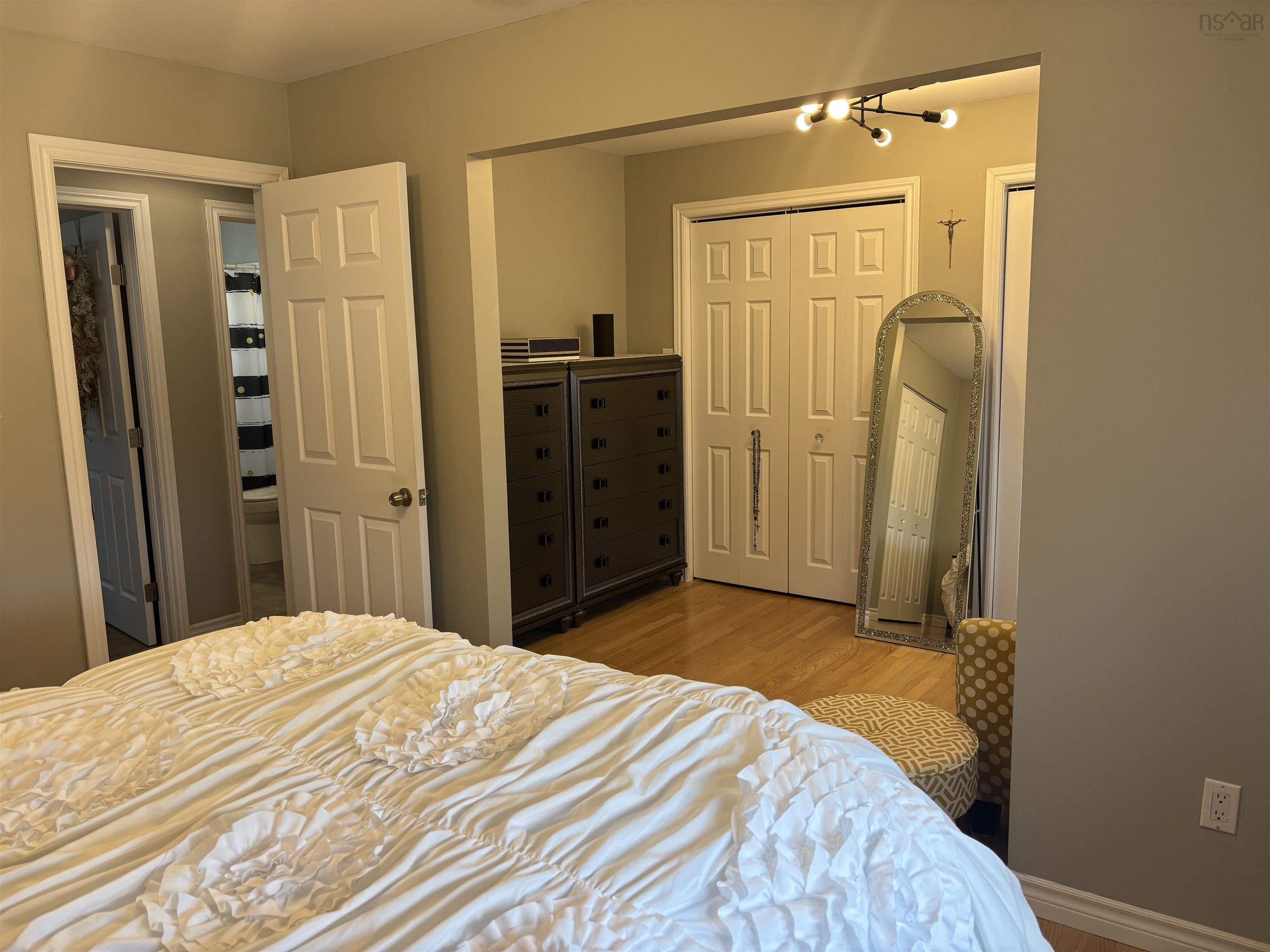 $395,000.00: 9 Hare Avenue, North Sydney