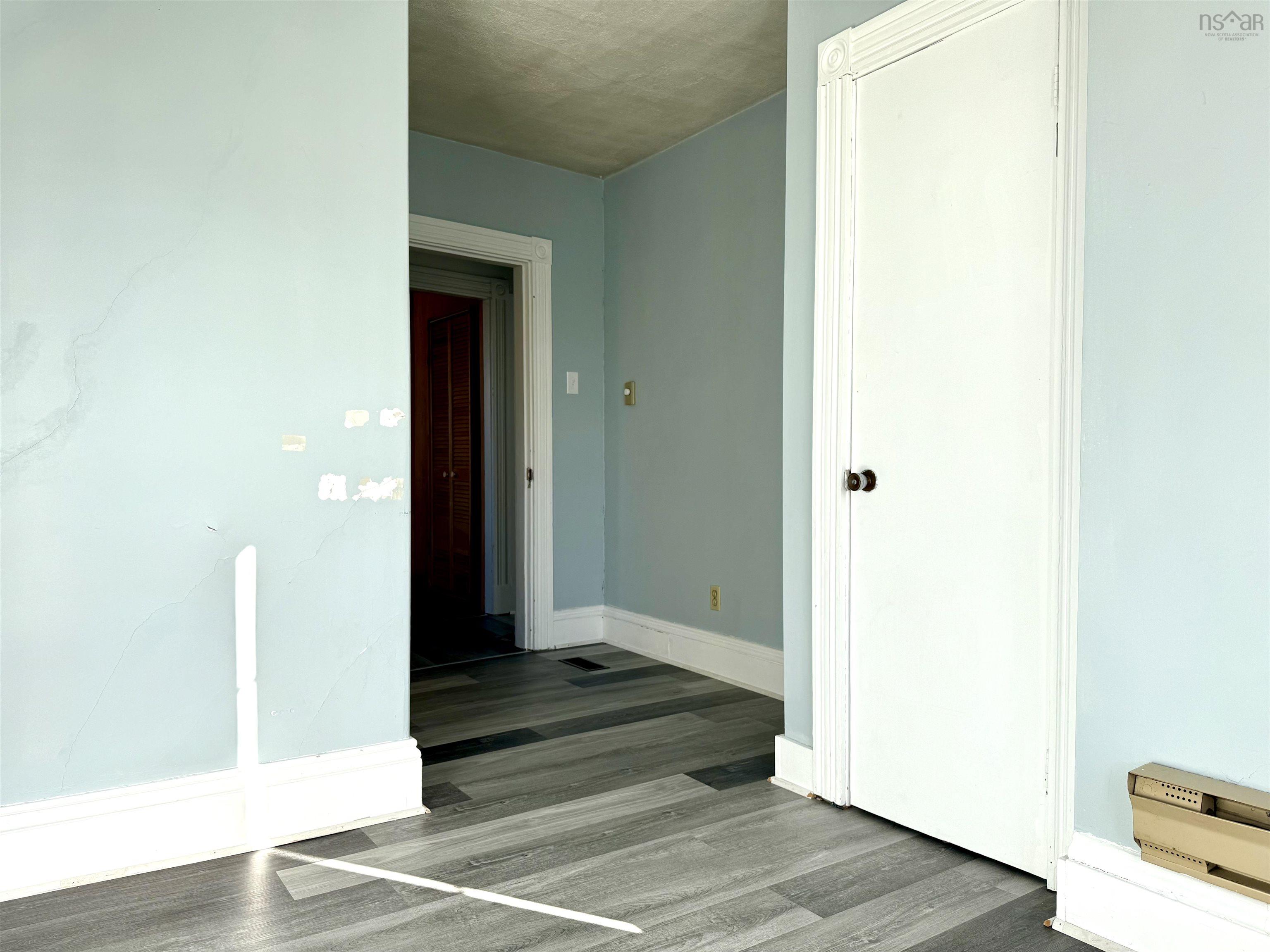 $229,900.00: 190 Church Street, Amherst