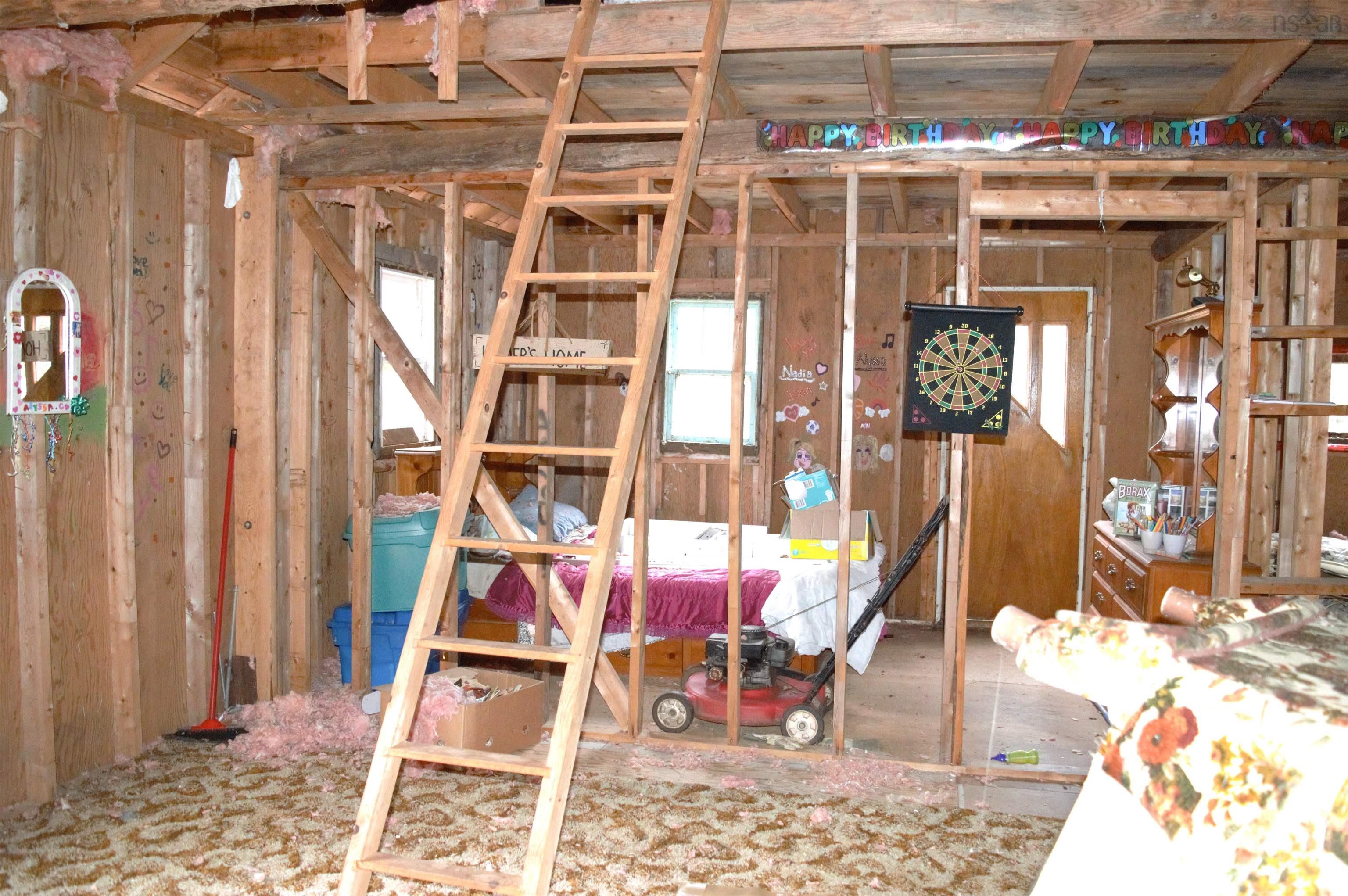 $99,900.00: 1300 Corkum And Burns Road, Black River