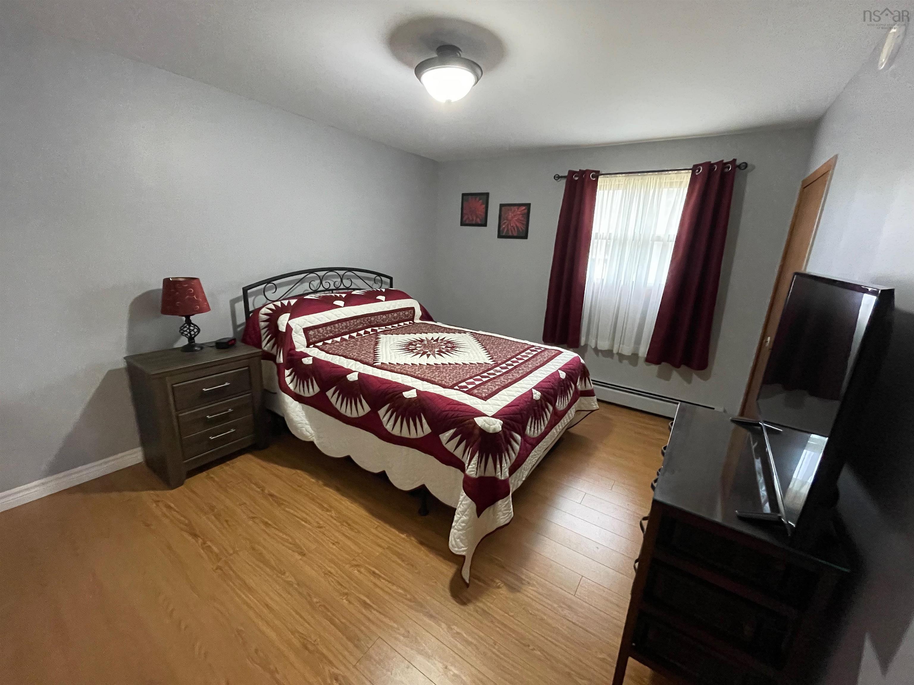 $339,900.00: 2190 Highway 28, South Bar