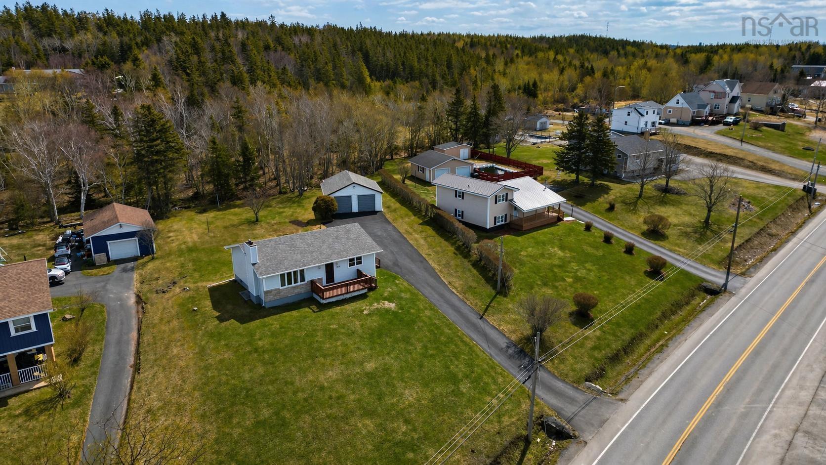 $339,900.00: 2190 Highway 28, South Bar