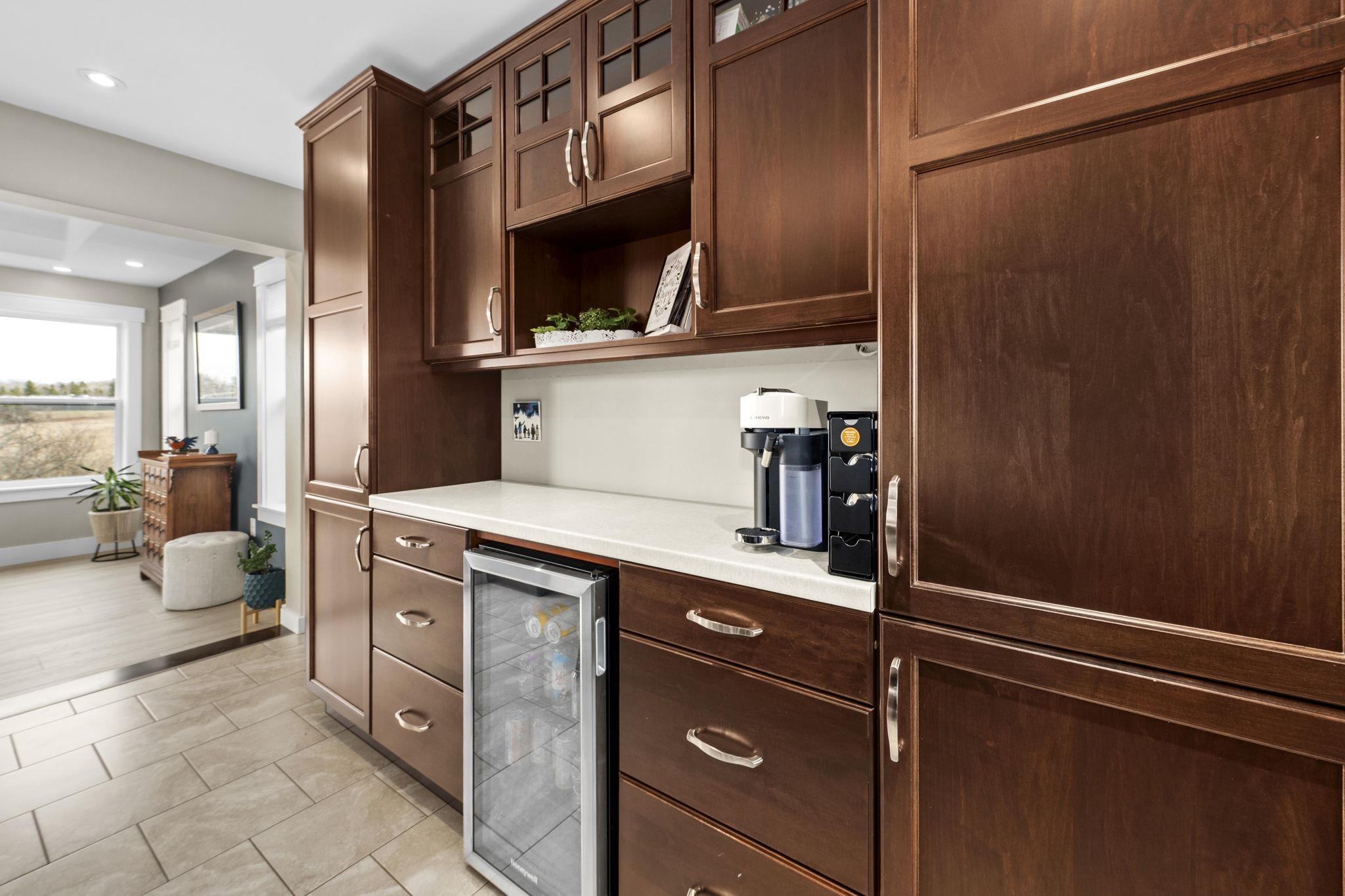 $649,900.00: 160 Underwood Road, Garlands Crossing