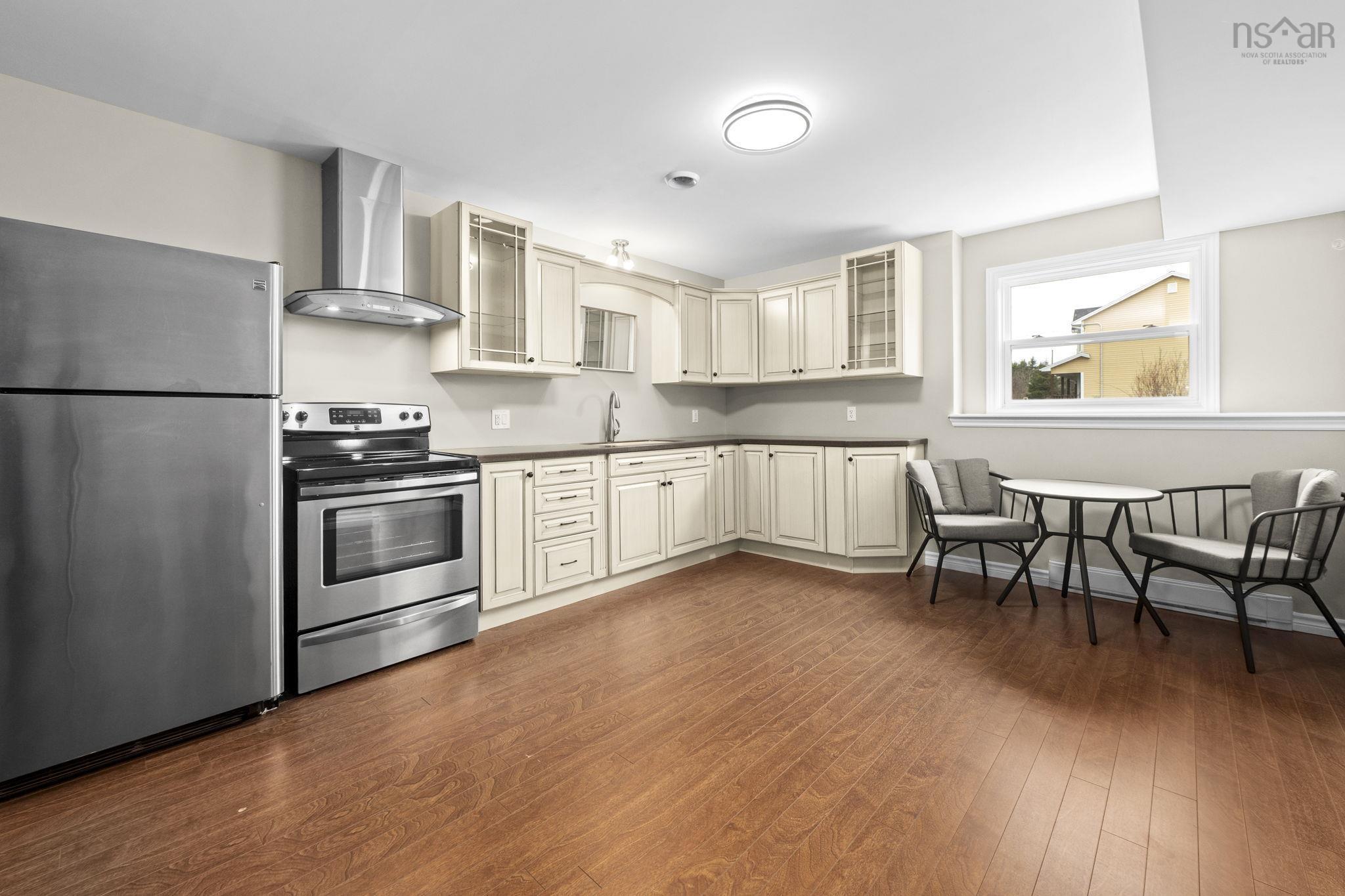 $649,900.00: 160 Underwood Road, Garlands Crossing