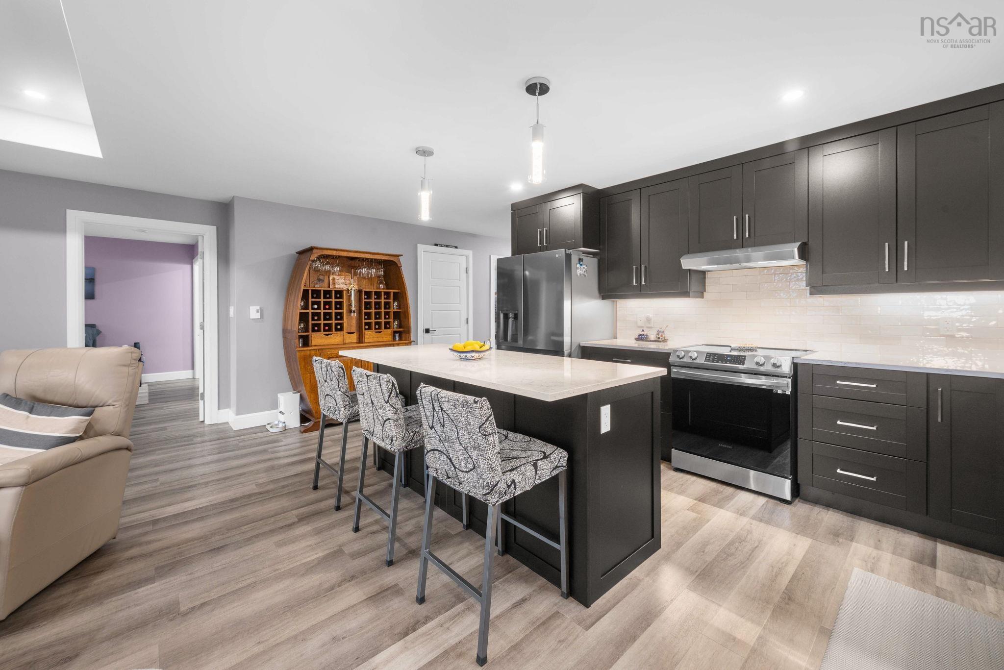 $589,900.00: 35 Elizabeth Avenue, Garlands Crossing