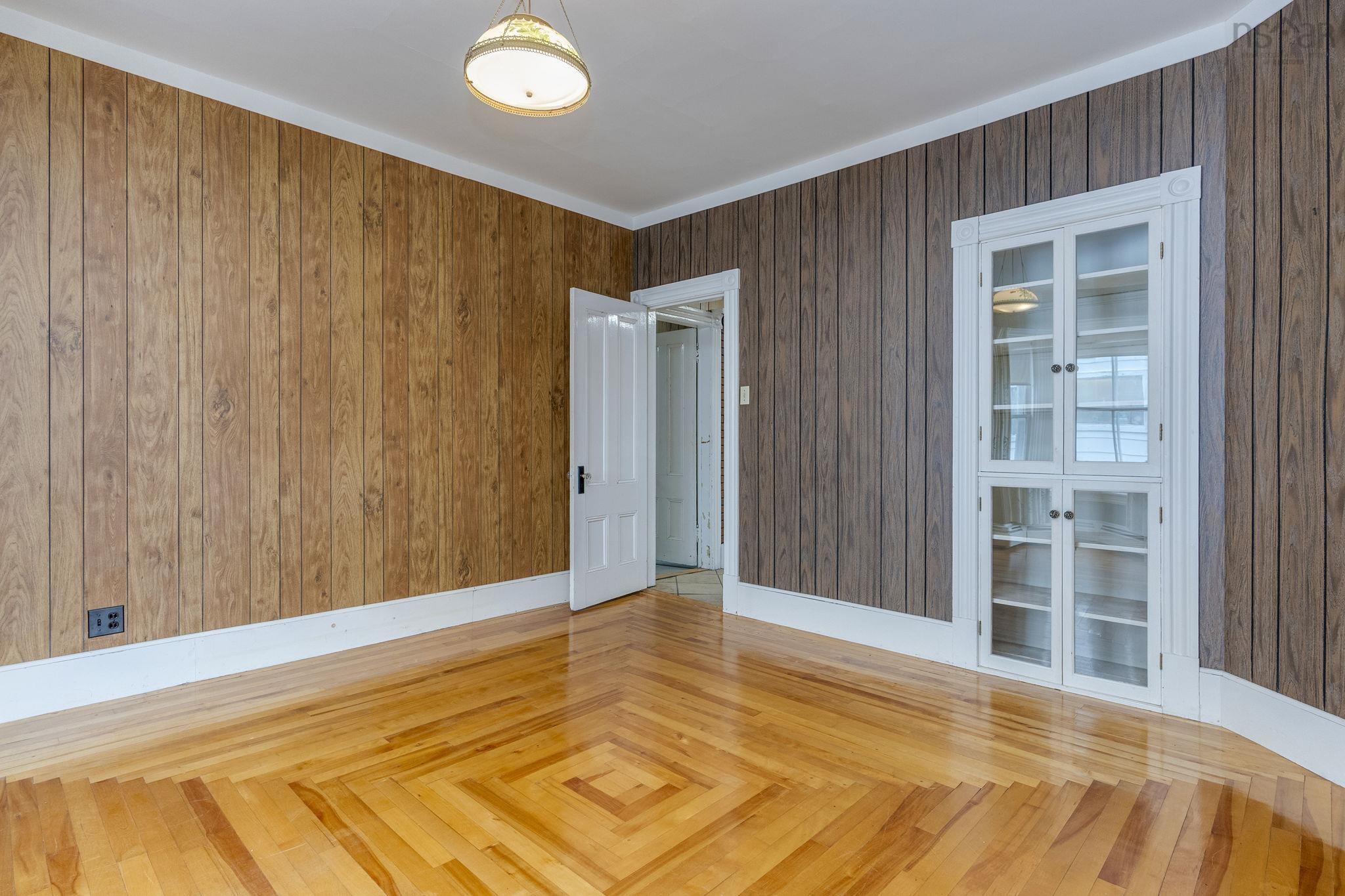 $225,000.00: 60 Commercial Street, Middleton