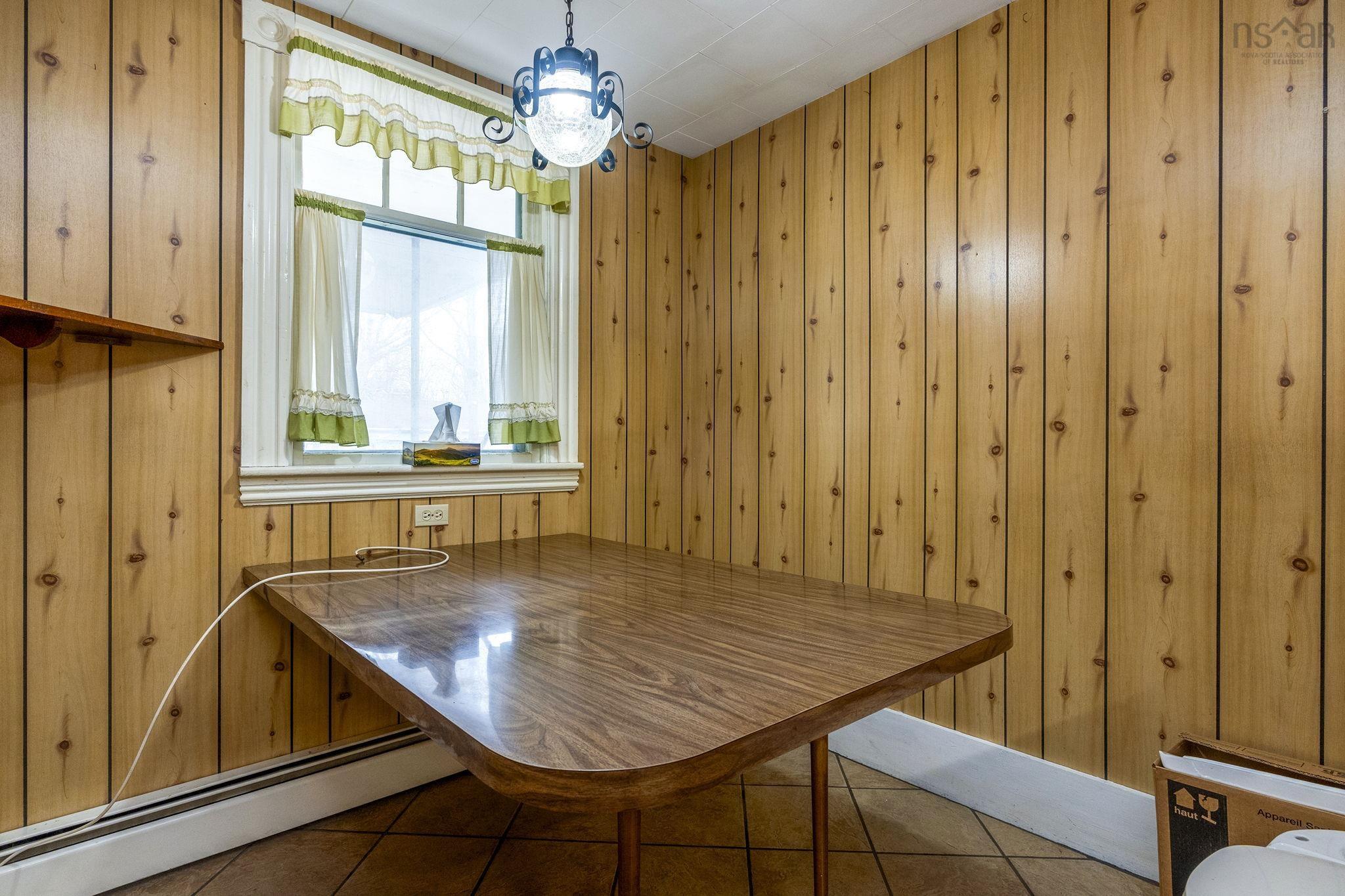 $225,000.00: 60 Commercial Street, Middleton