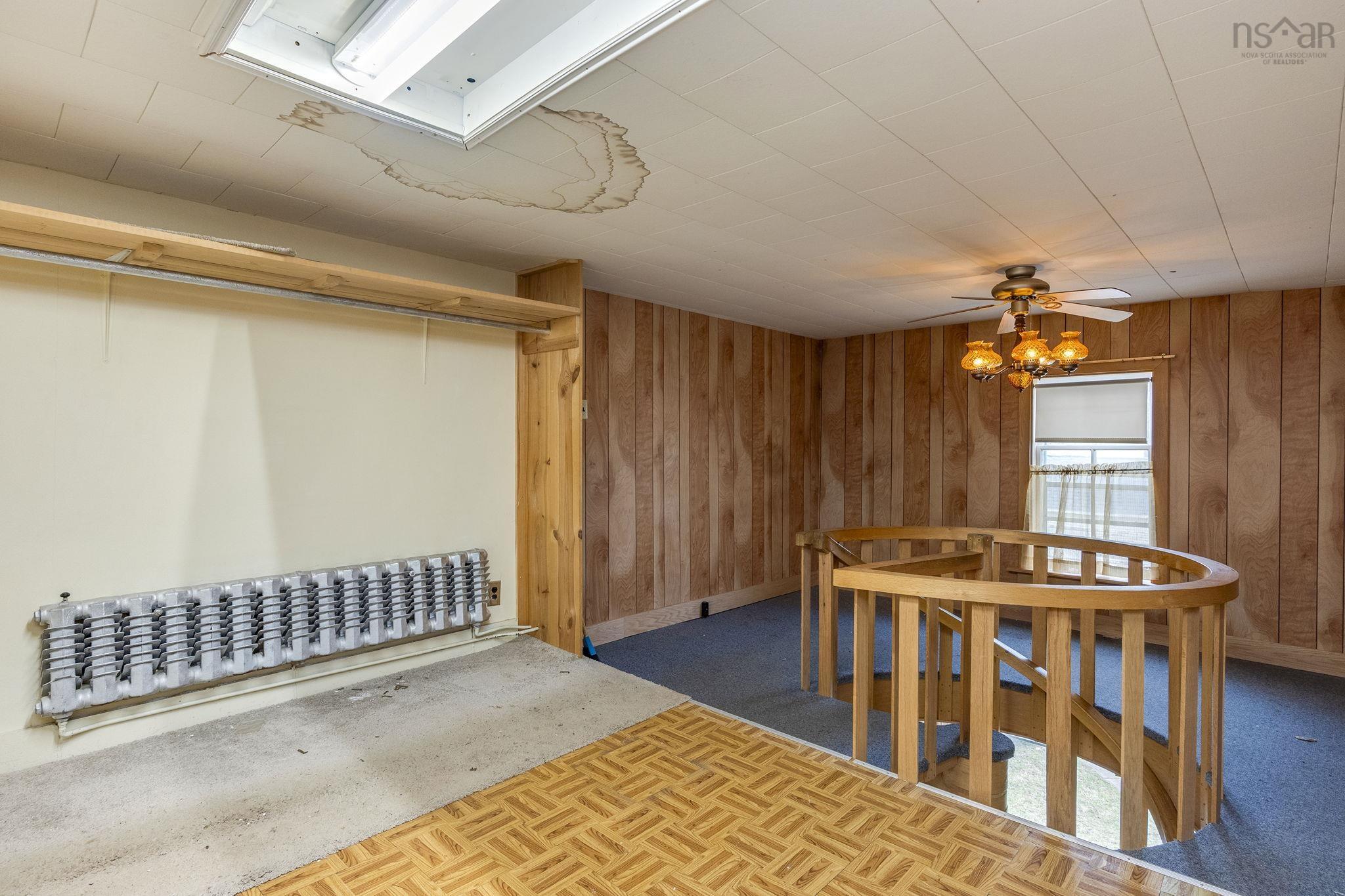 $225,000.00: 60 Commercial Street, Middleton