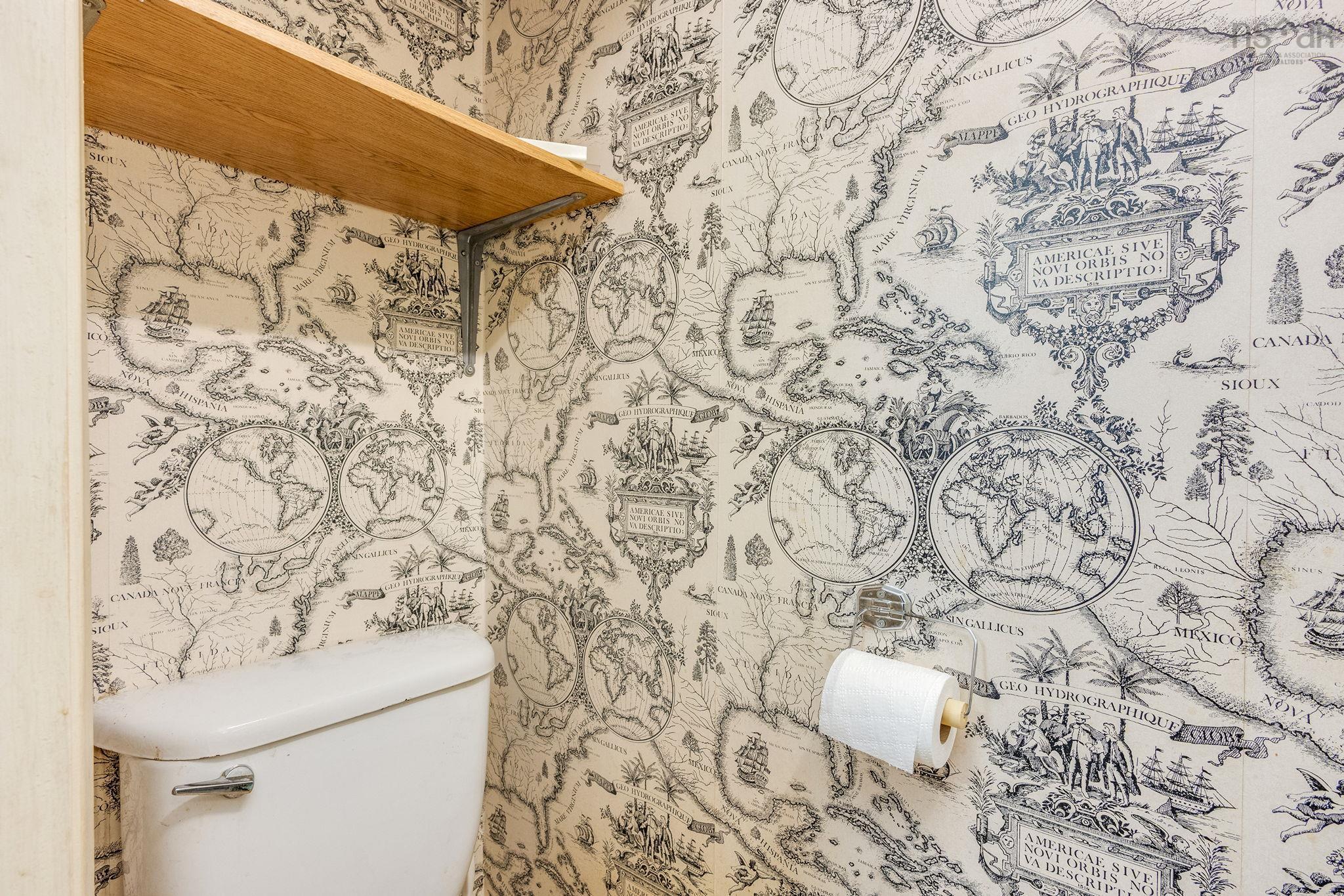 $225,000.00: 60 Commercial Street, Middleton