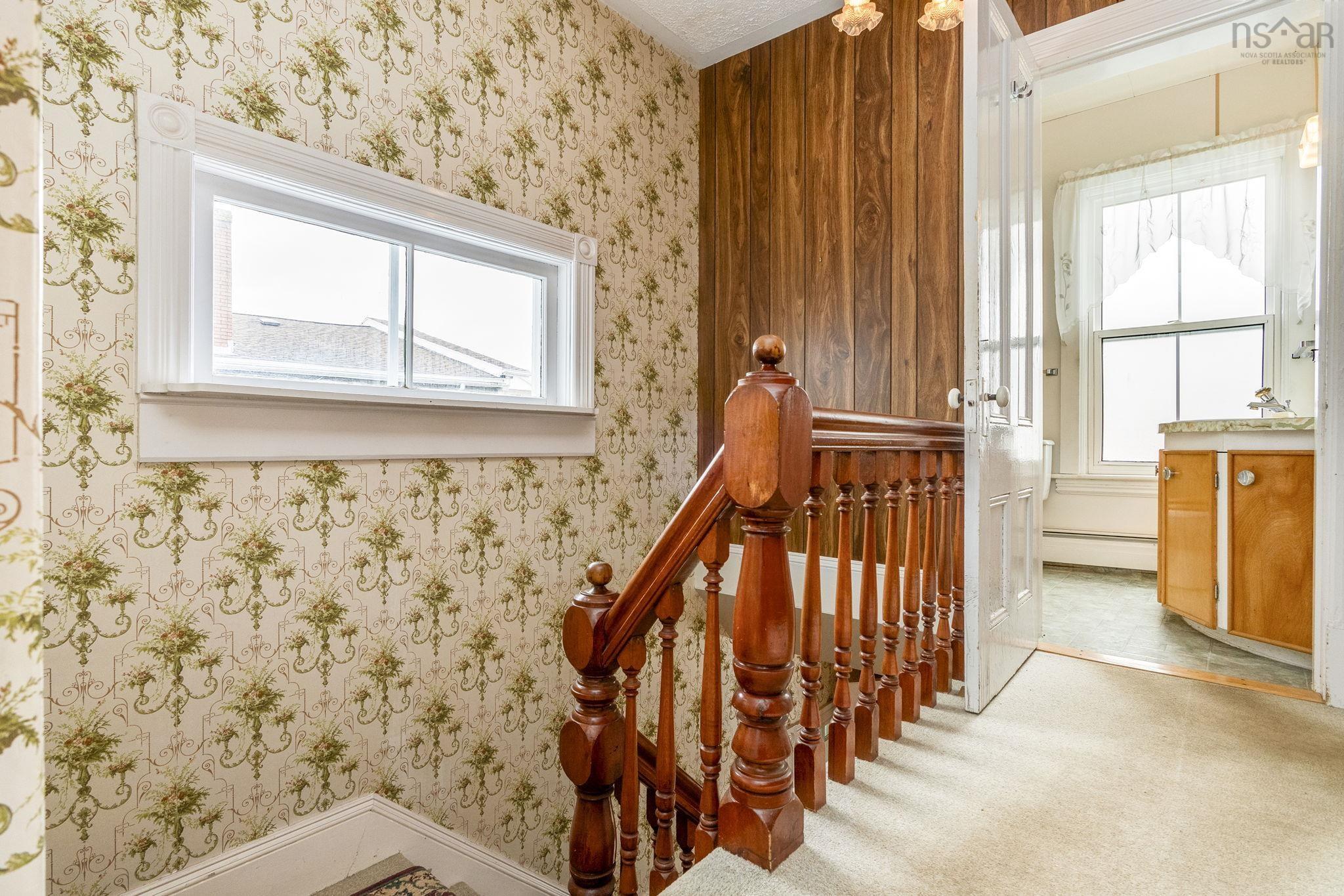 $225,000.00: 60 Commercial Street, Middleton