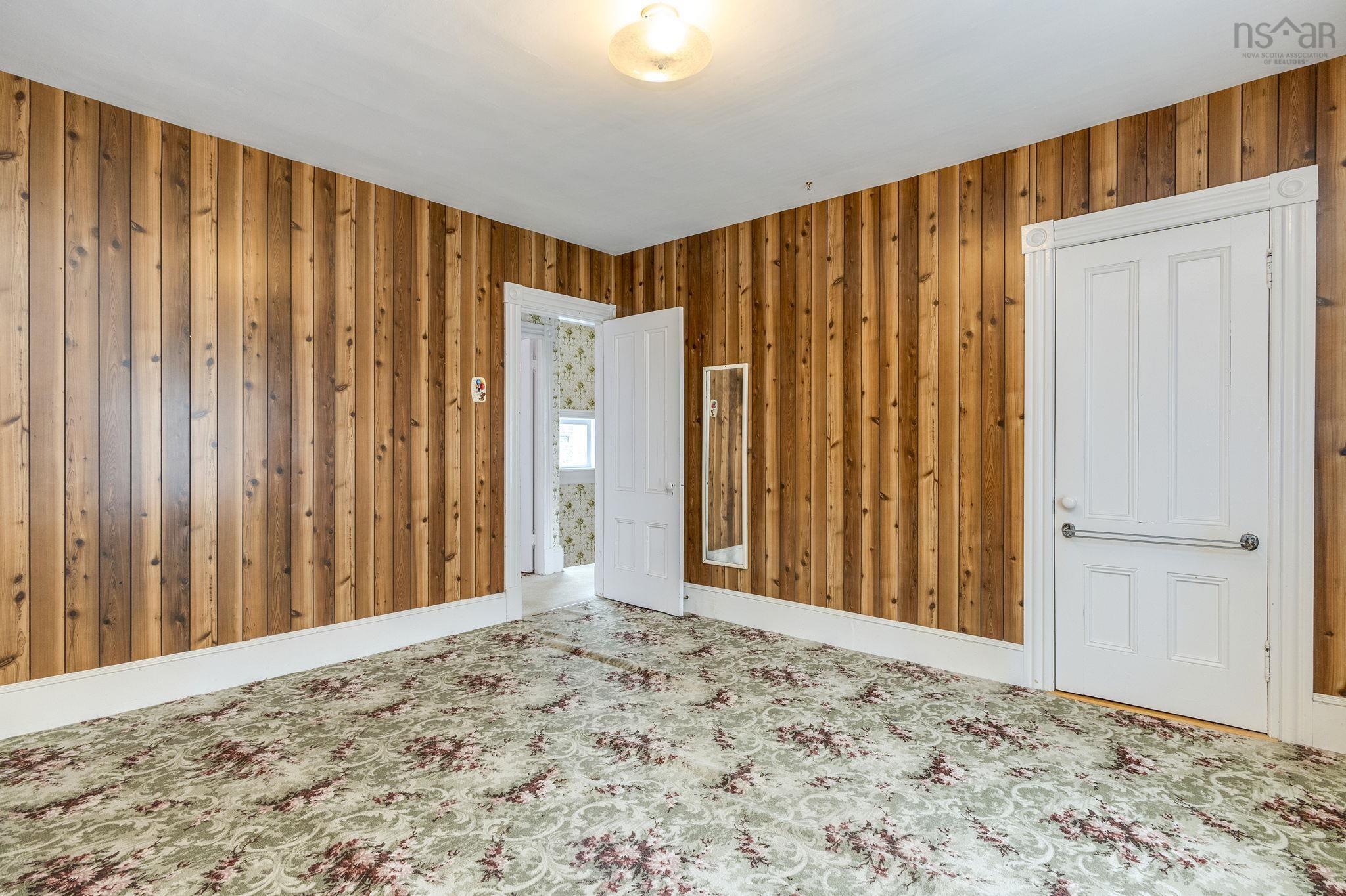 $225,000.00: 60 Commercial Street, Middleton