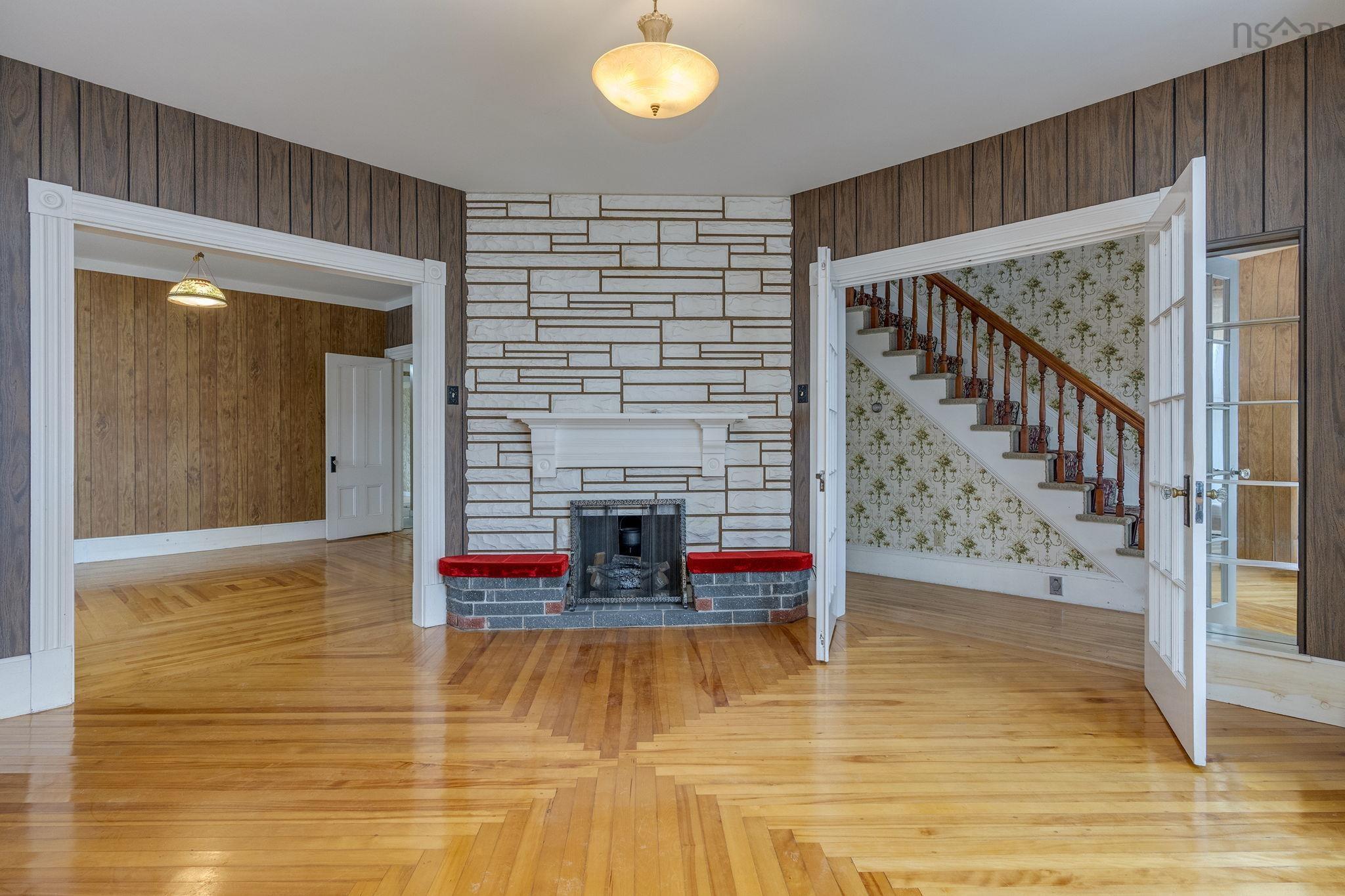 $225,000.00: 60 Commercial Street, Middleton