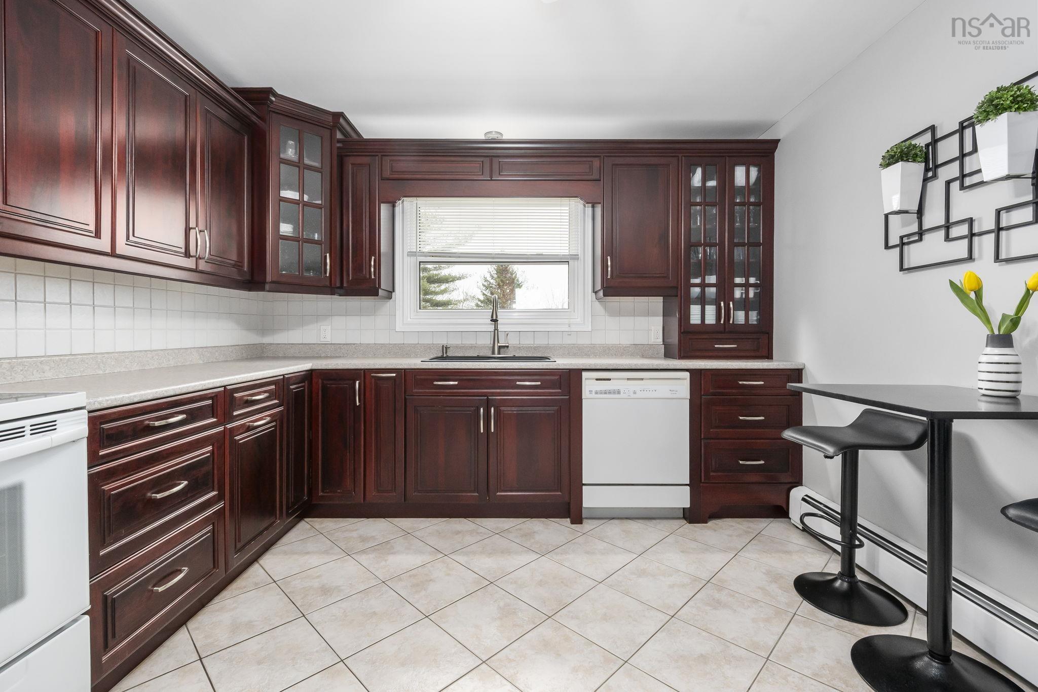 7 Lincoln Drive, Bedford, NS (MLS 202608184)