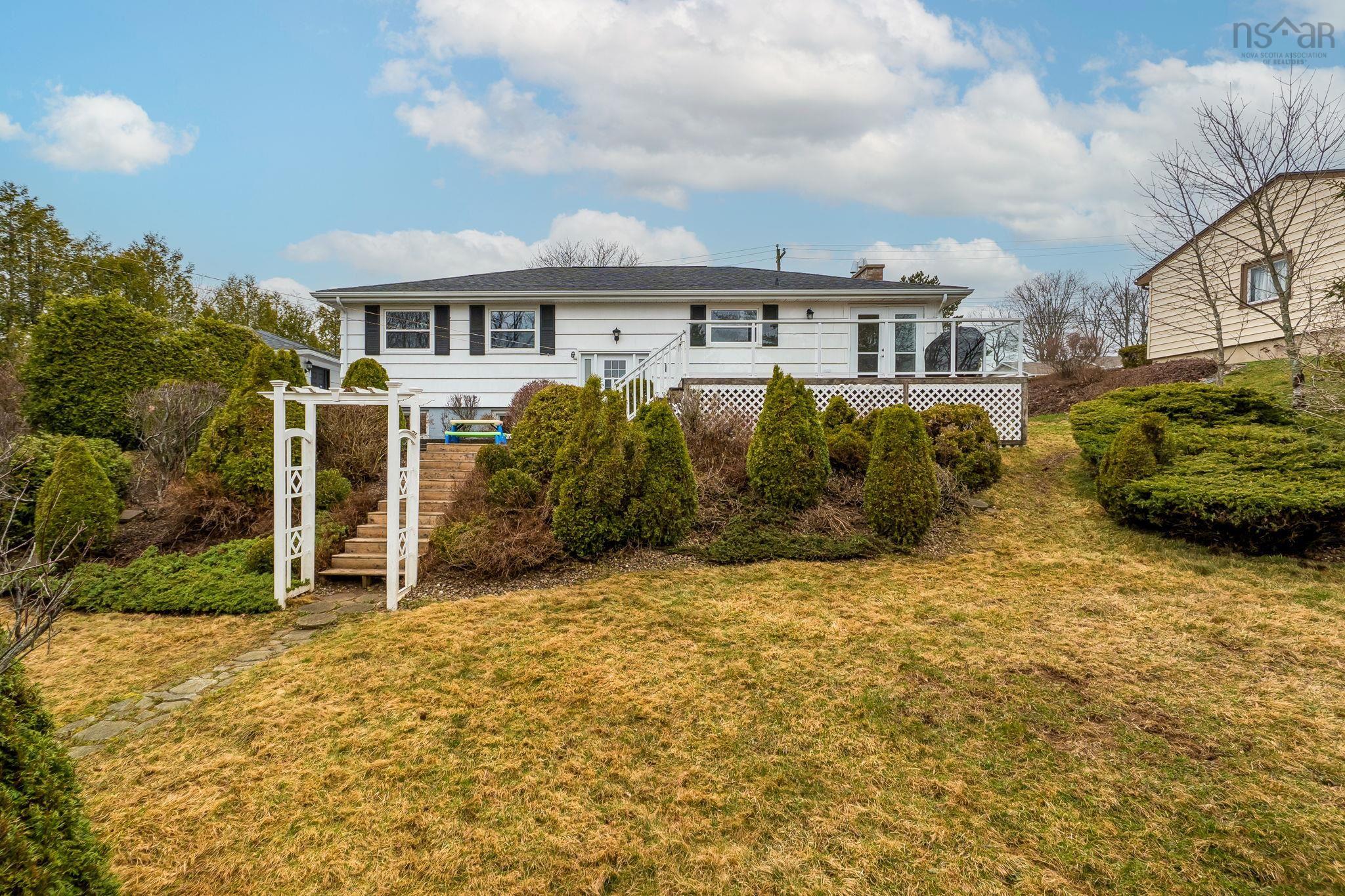 7 Lincoln Drive, Bedford, NS (MLS 202608184)
