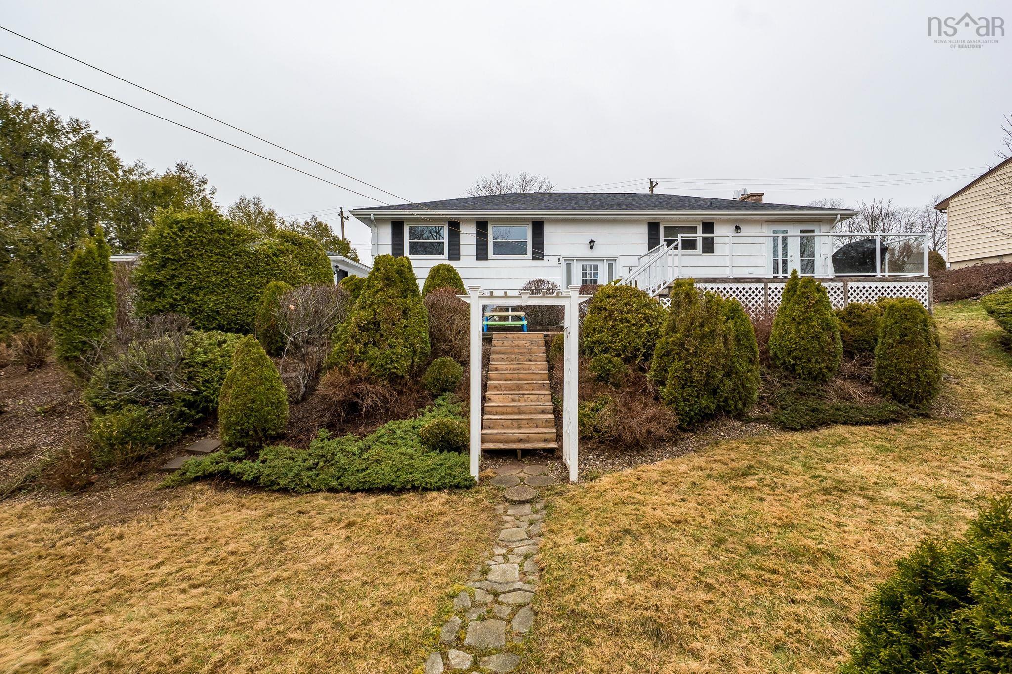 7 Lincoln Drive, Bedford, NS (MLS 202608184)