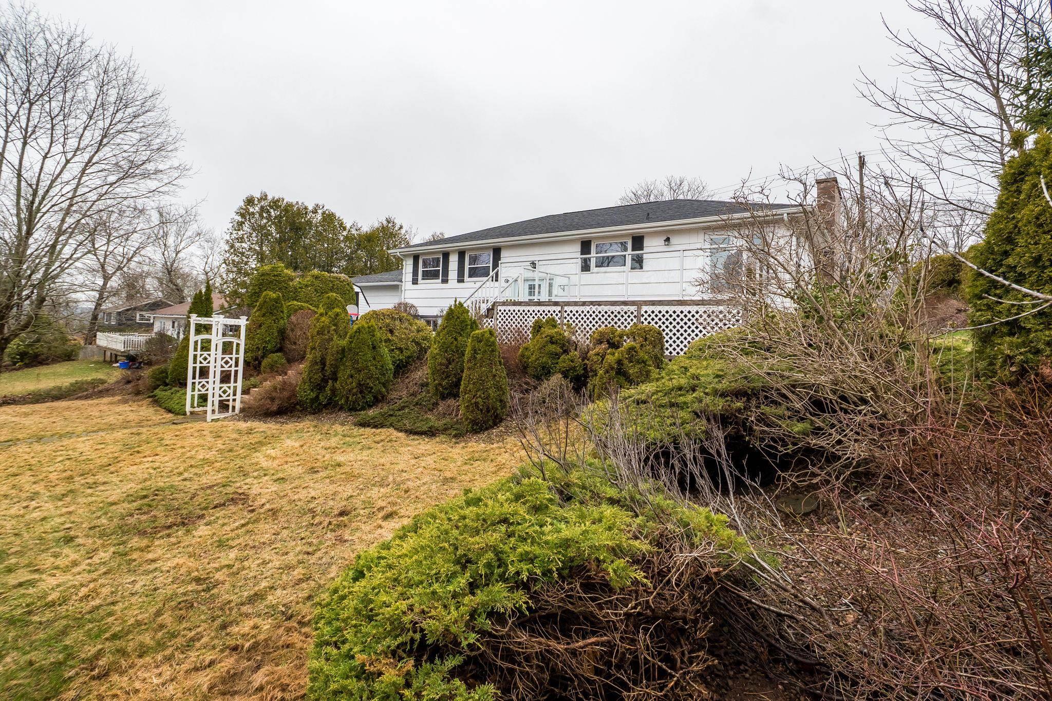 7 Lincoln Drive, Bedford, NS (MLS 202608184)