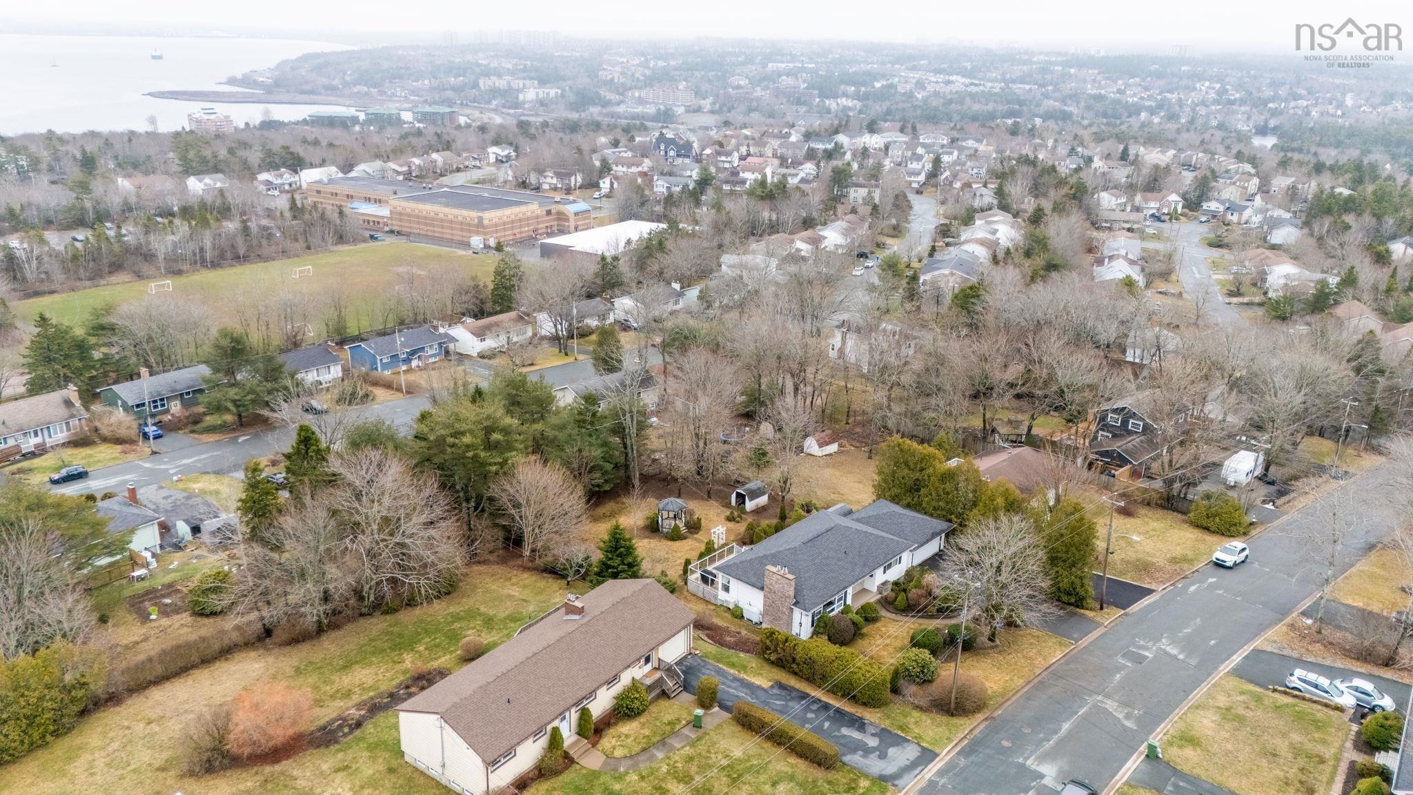 7 Lincoln Drive, Bedford, NS (MLS 202608184)